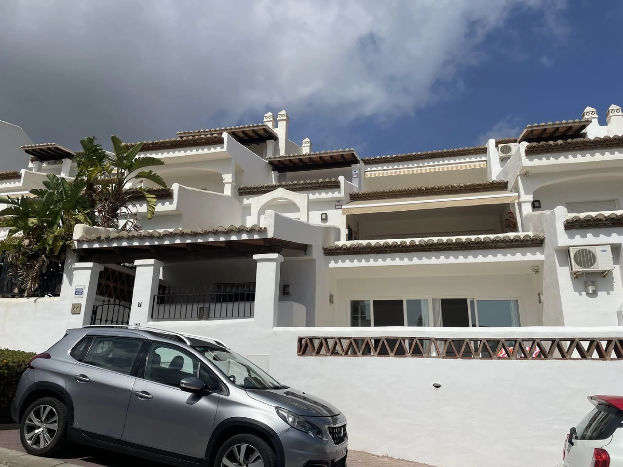 Apartment - Ground Floor Apartment в продаже в Benalmadena, Málaga. В доме 2 спален и 2 ванных комнат. Площадь дома 110 м²