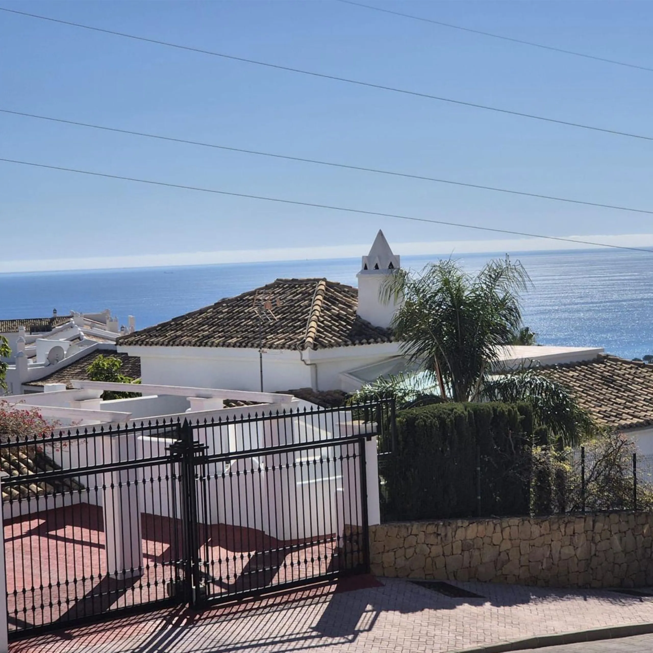 Apartment - Ground Floor Apartment в продаже в Benalmadena, Málaga. В доме 2 спален и 2 ванных комнат. Площадь дома 110 м²