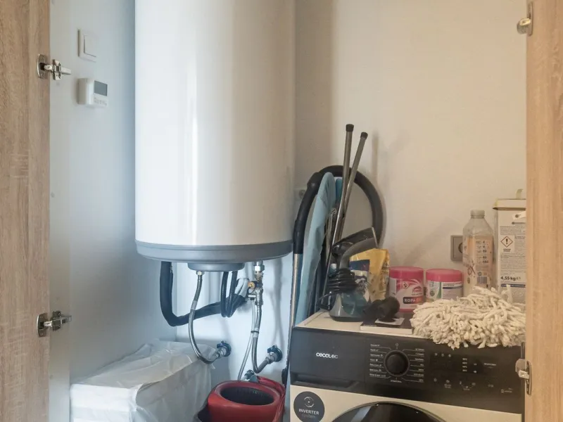 Beautiful apartment with three bedrooms, two bathrooms and a large wardrobe, with panoramic sea views, located near the Dona Julia golf courses and just 300 meters from Playa Ancha. The apartment was completed at the end of 2023 and has been equipped with
