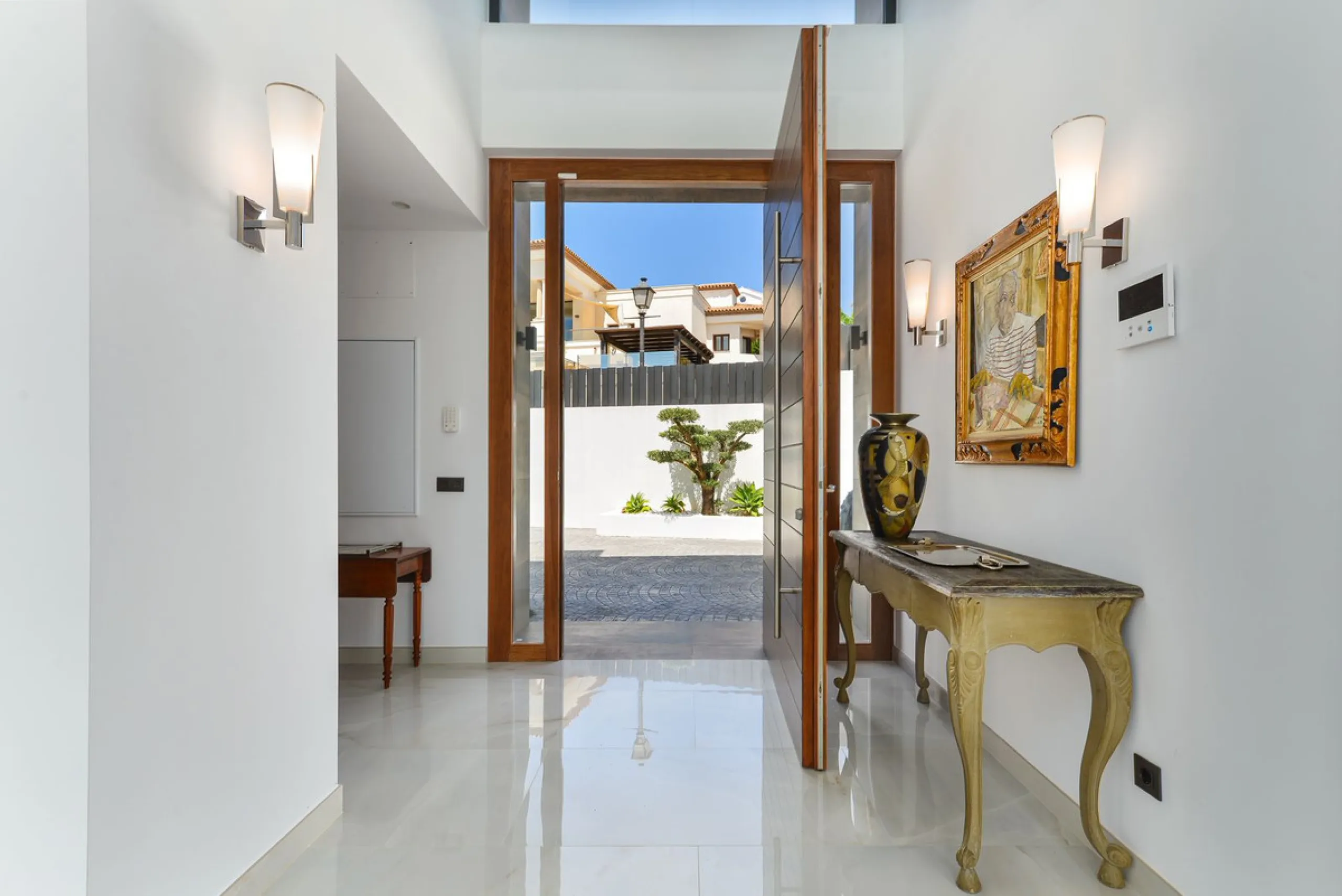 Magnificent 560 m²  LUXURY VILLA in La Punta Paloma, Andalusia