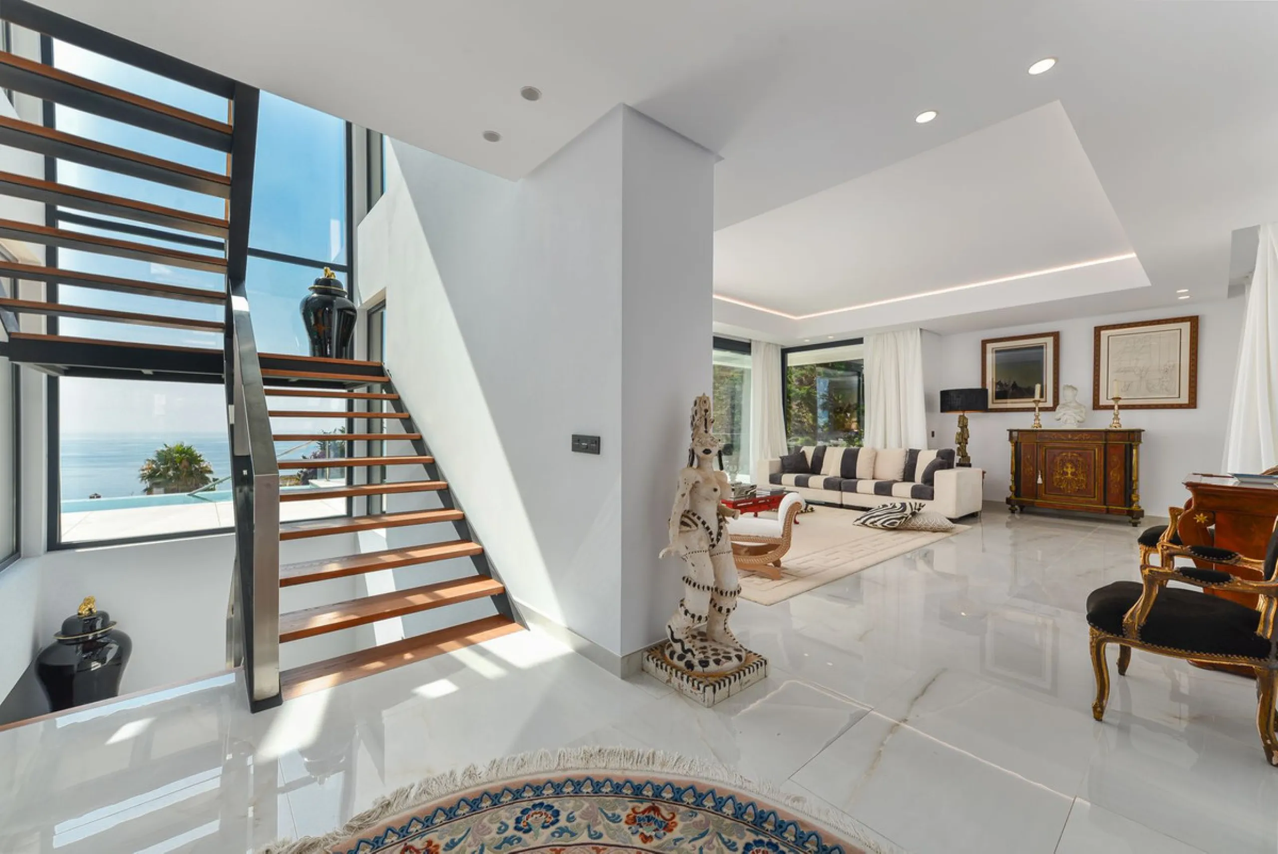 Magnificent 560 m²  LUXURY VILLA in La Punta Paloma, Andalusia