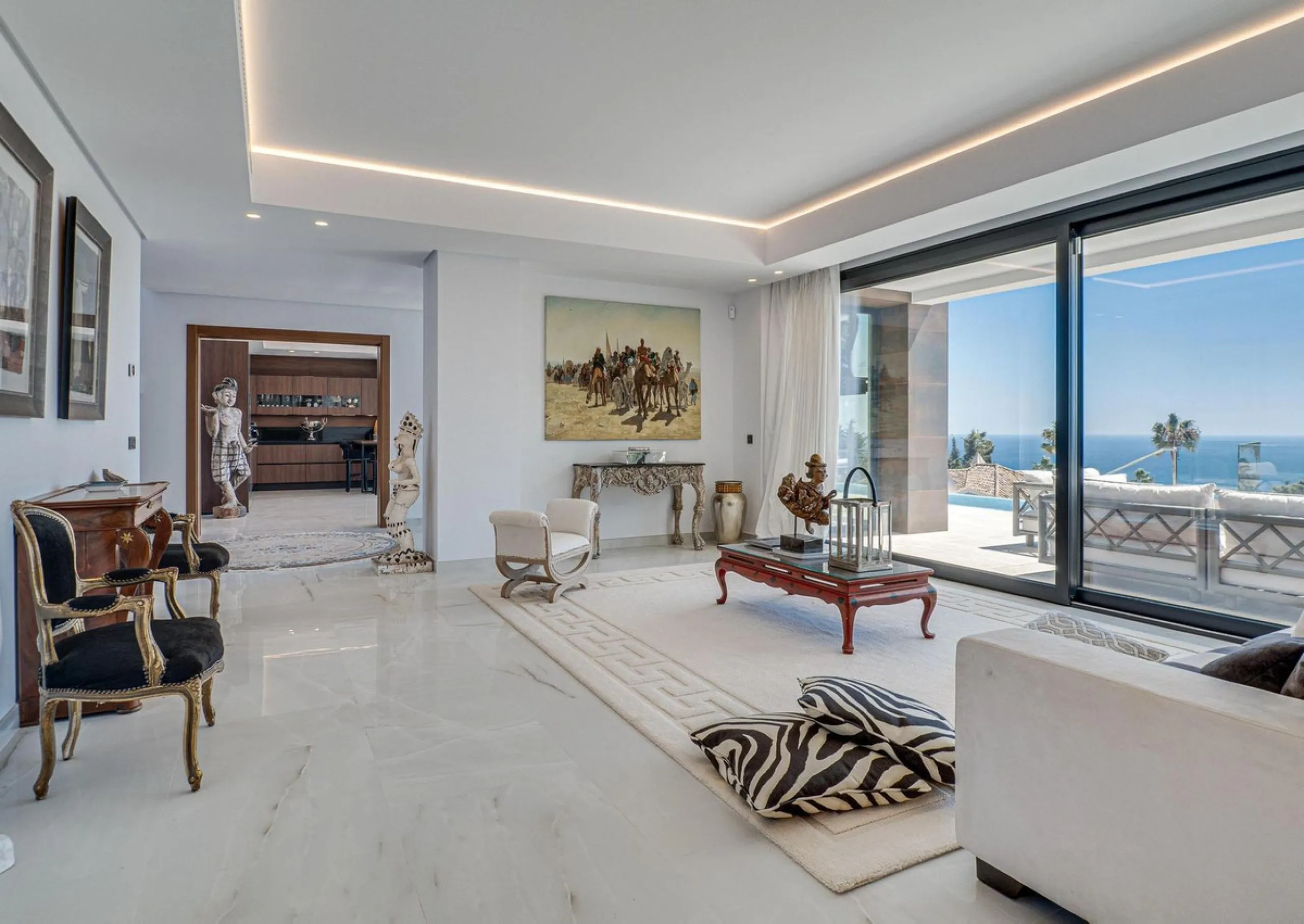 Magnificent 560 m²  LUXURY VILLA in La Punta Paloma, Andalusia