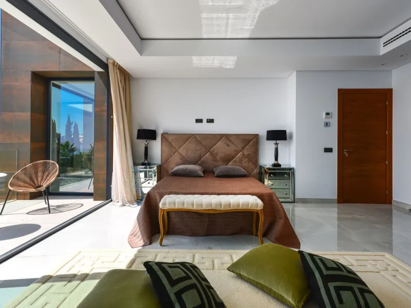 Magnificent 560 m²  LUXURY VILLA in La Punta Paloma, Andalusia