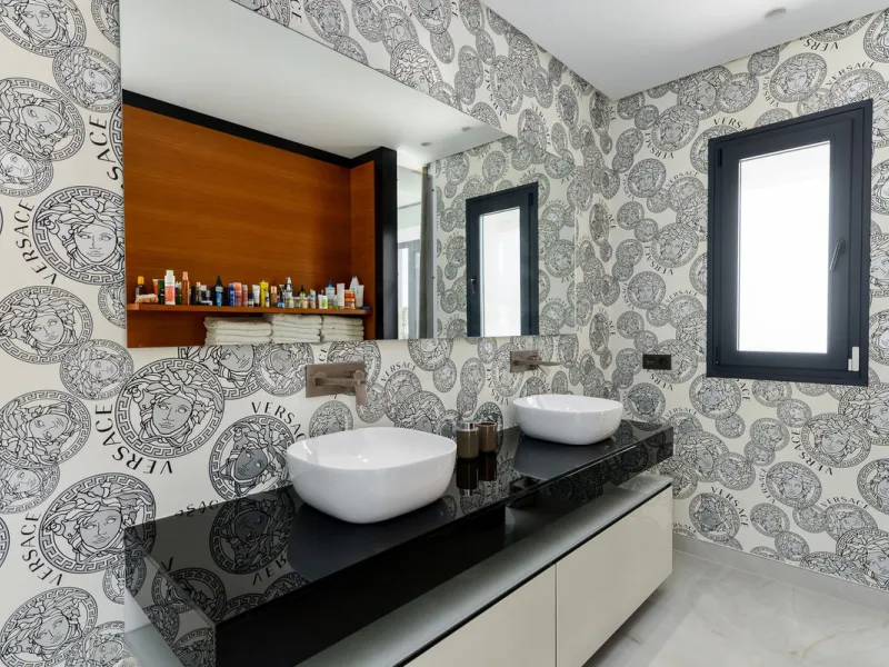 Magnificent 560 m²  LUXURY VILLA in La Punta Paloma, Andalusia