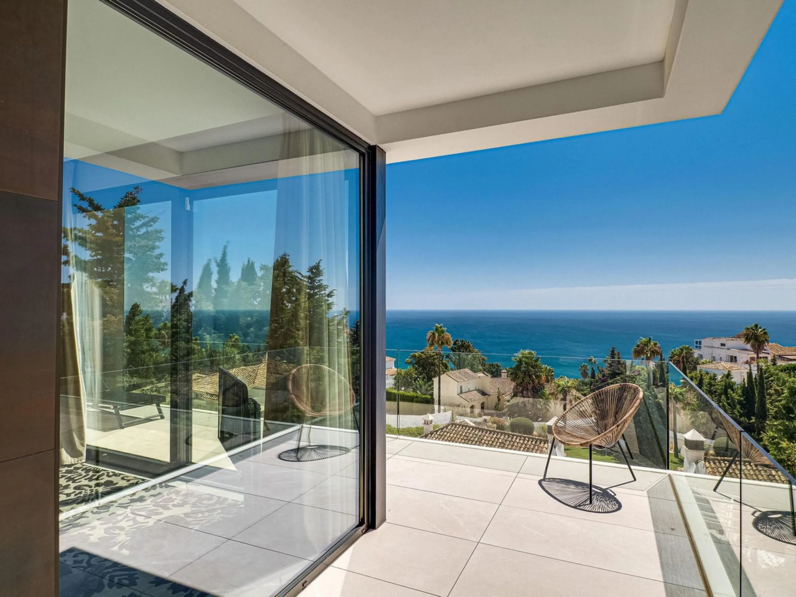 Magnificent 560 m²  LUXURY VILLA in La Punta Paloma, Andalusia