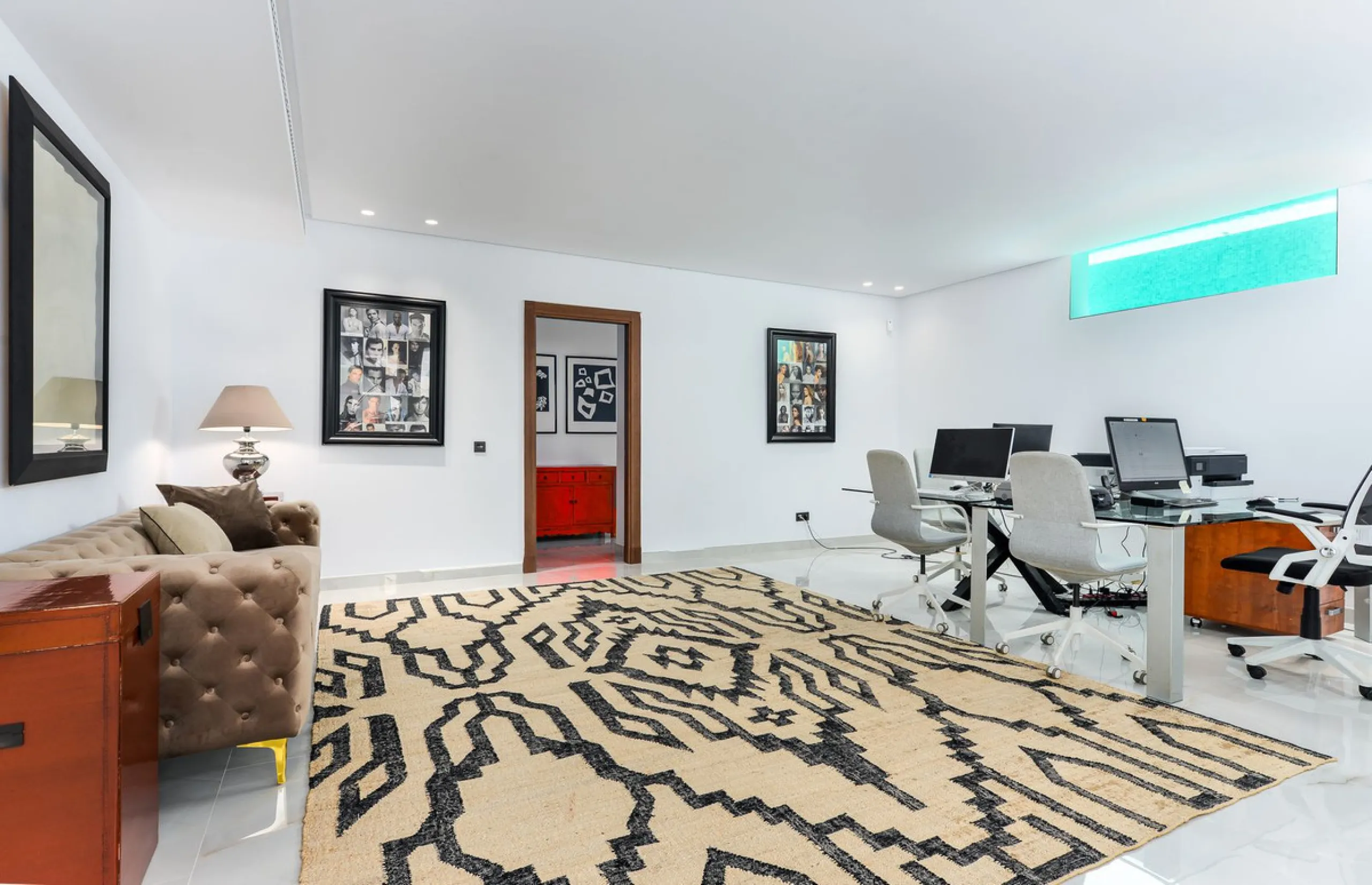 Magnificent 560 m²  LUXURY VILLA in La Punta Paloma, Andalusia