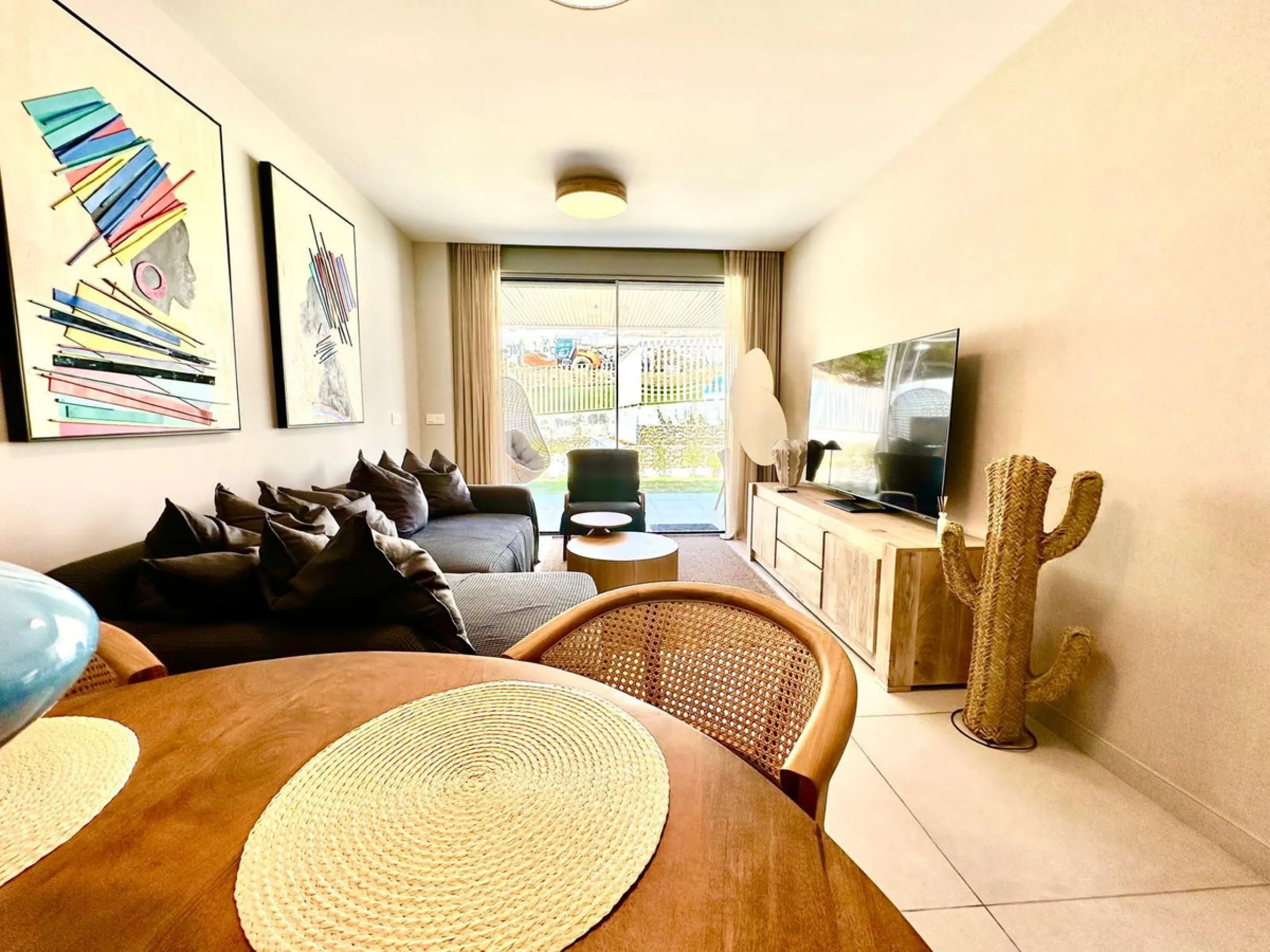 Beautiful ground floor apartment in a newly completed building ESTRELLA DEL MAR 200m from the most beautiful beach in Marbella and in the best location.