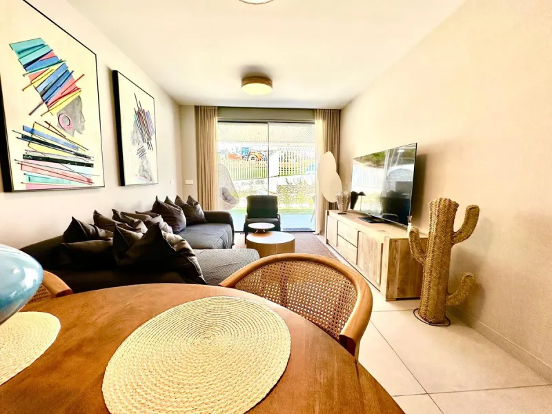 Beautiful ground floor apartment in a newly completed building ESTRELLA DEL MAR 200m from the most beautiful beach in Marbella and in the best location.