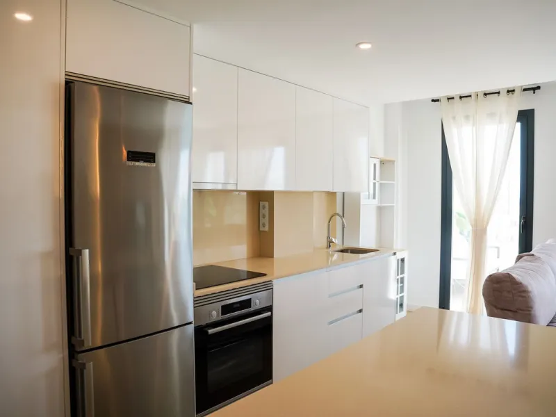 Luxurious 3-Bedroom Apartment with Stunning Views in one off Estepona's Prestigious Buildings.