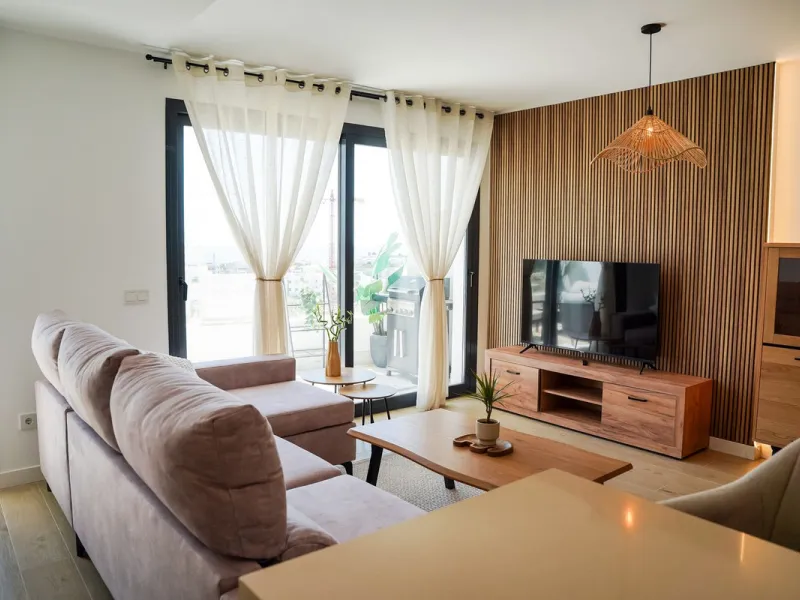 Luxurious 3-Bedroom Apartment with Stunning Views in one off Estepona's Prestigious Buildings.
