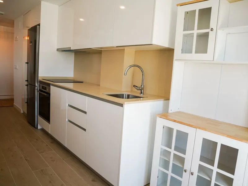 Luxurious 3-Bedroom Apartment with Stunning Views in one off Estepona's Prestigious Buildings.