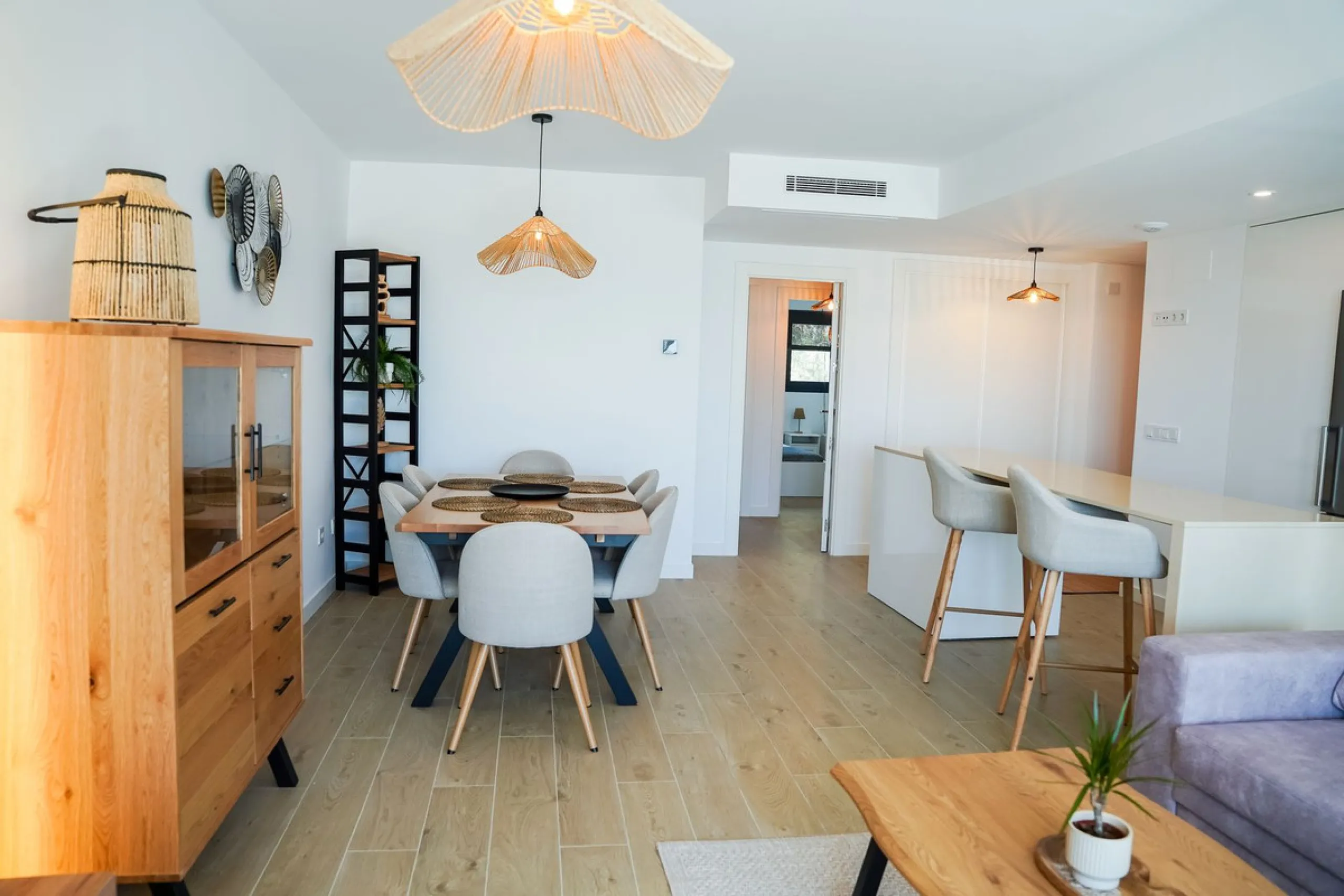 Luxurious 3-Bedroom Apartment with Stunning Views in one off Estepona's Prestigious Buildings.