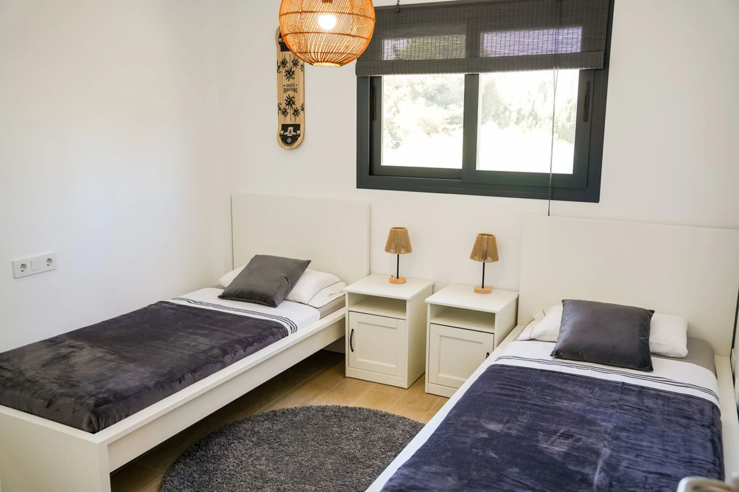 Luxurious 3-Bedroom Apartment with Stunning Views in one off Estepona's Prestigious Buildings.
