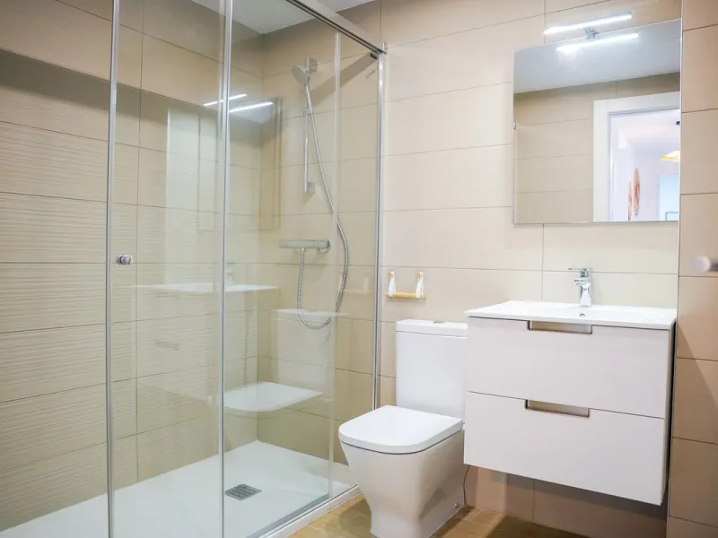 Luxurious 3-Bedroom Apartment with Stunning Views in one off Estepona's Prestigious Buildings.
