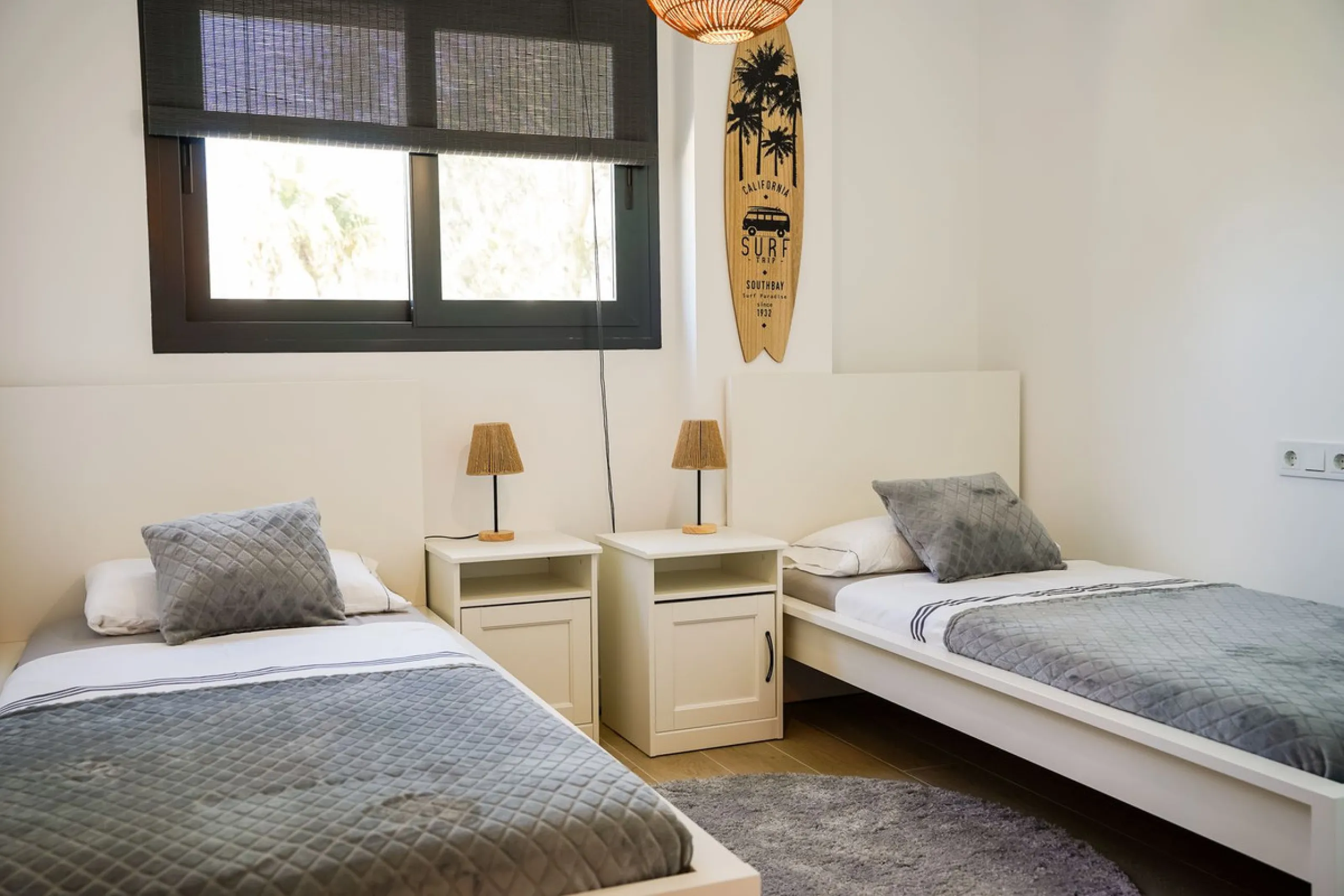 Luxurious 3-Bedroom Apartment with Stunning Views in one off Estepona's Prestigious Buildings.
