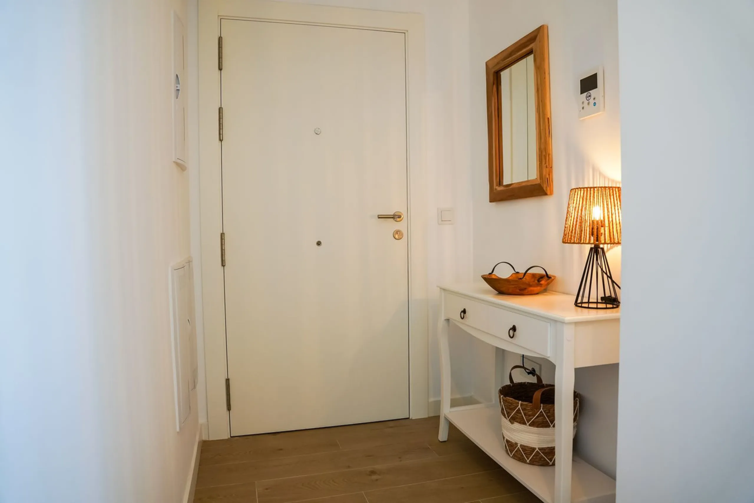 Luxurious 3-Bedroom Apartment with Stunning Views in one off Estepona's Prestigious Buildings.