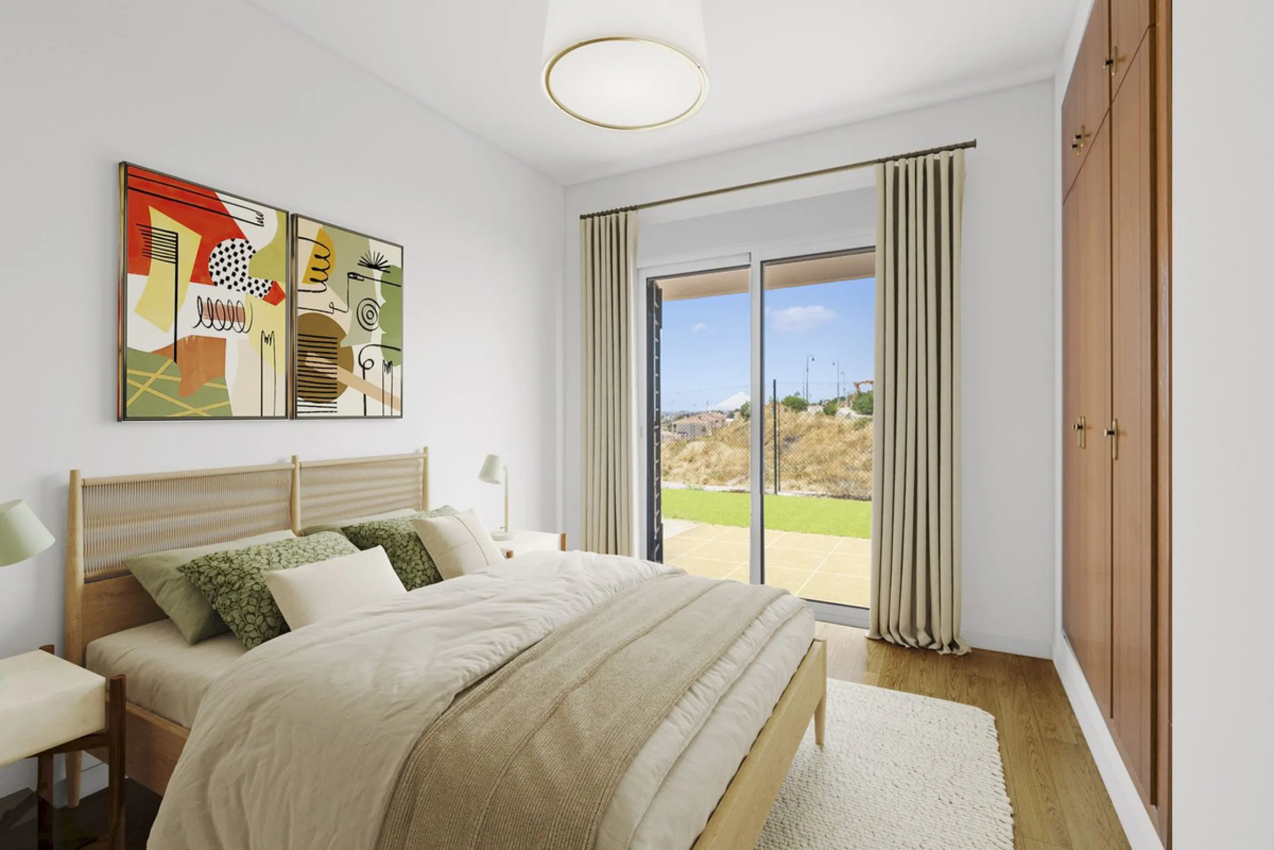 Immerse yourself in a world of exclusivity in the charming village of Mijas, on the sunny coast of Malaga. Known for its Andalusian charm, Mijas captivates visitors with its cobbled streets and spectacular panoramic views of the Mediterranean coastline. T