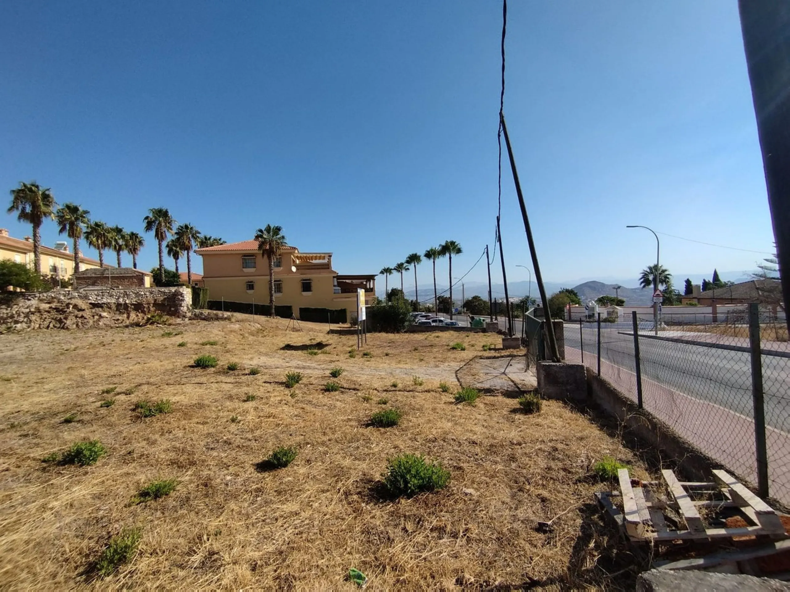 Plot - Residential Plot в продаже в Coín, Málaga. Площадь участка 1562 м²