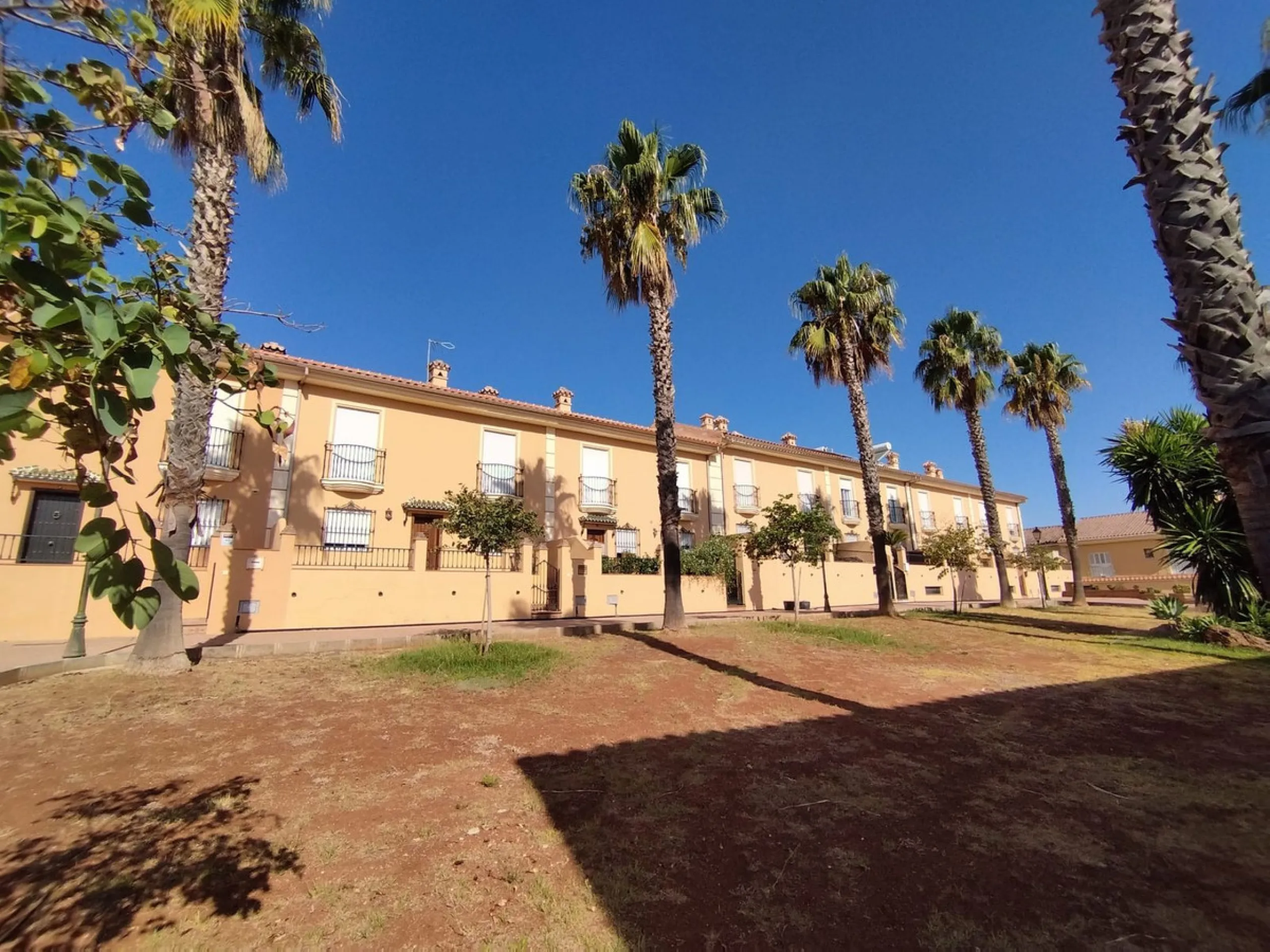 Plot - Residential Plot в продаже в Coín, Málaga. Площадь участка 1562 м²