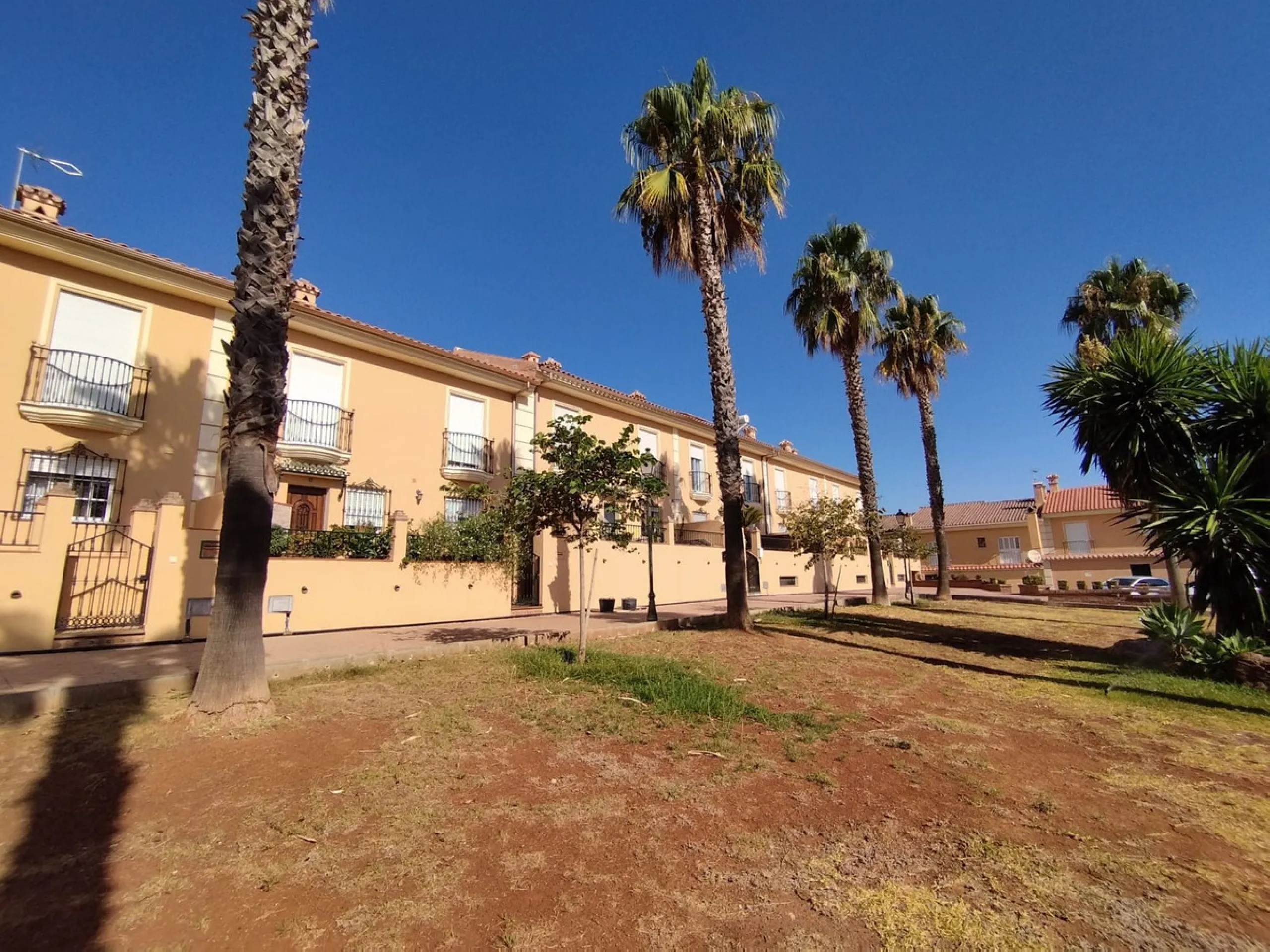 Plot - Residential Plot в продаже в Coín, Málaga. Площадь участка 1562 м²