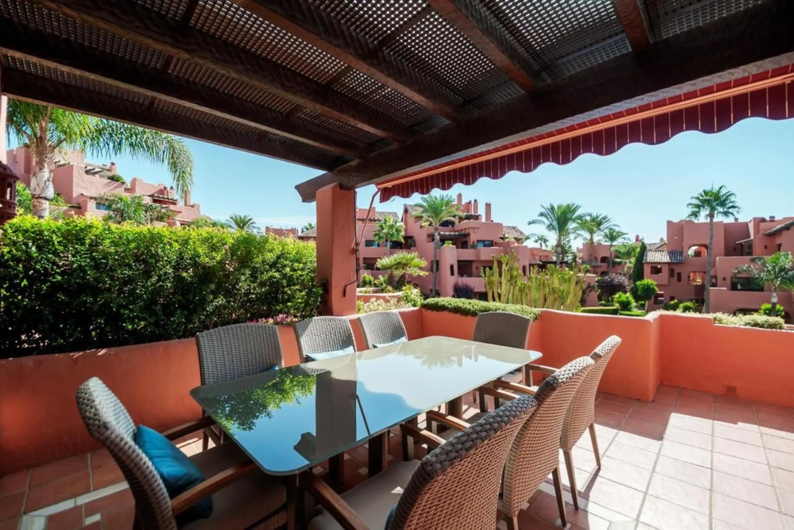 Torre Bermeja is a well designed 5 star luxury beachfront complex situated in Estepona