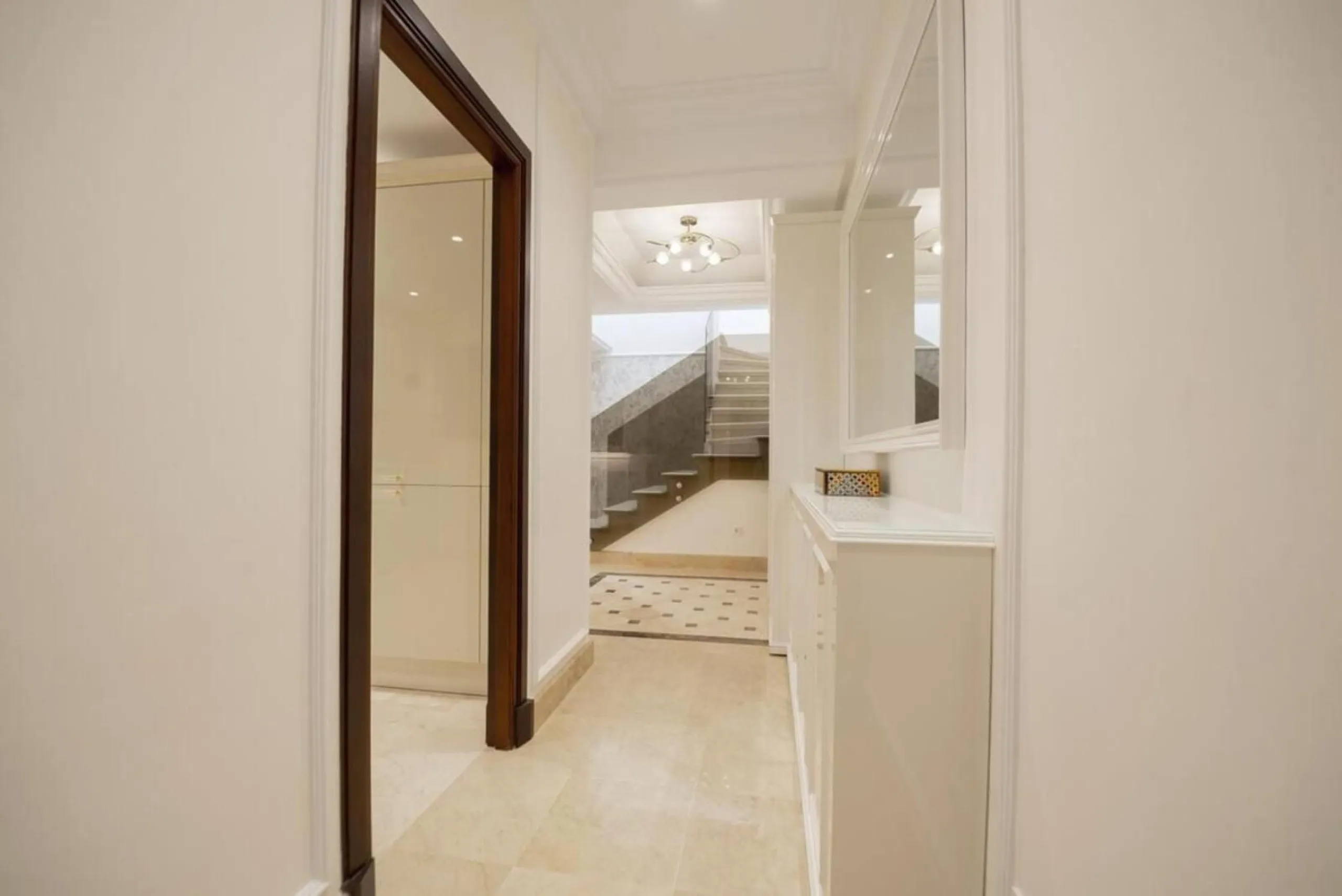Torre Bermeja is a well designed 5 star luxury beachfront complex situated in Estepona