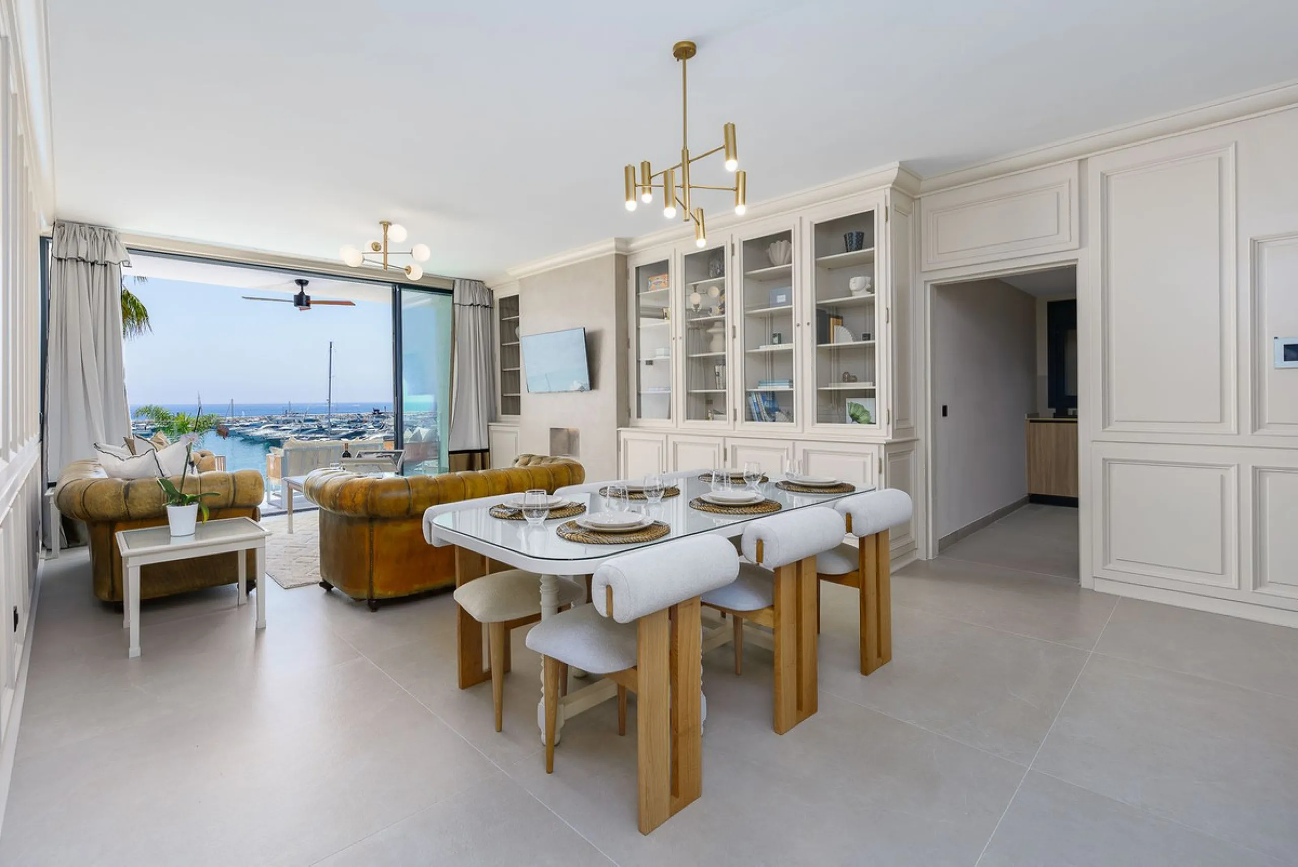 Apartment - Middle Floor Apartment в продаже в Marbella, Málaga. В доме 2 спален и 2 ванных комнат. Площадь дома 80 м²