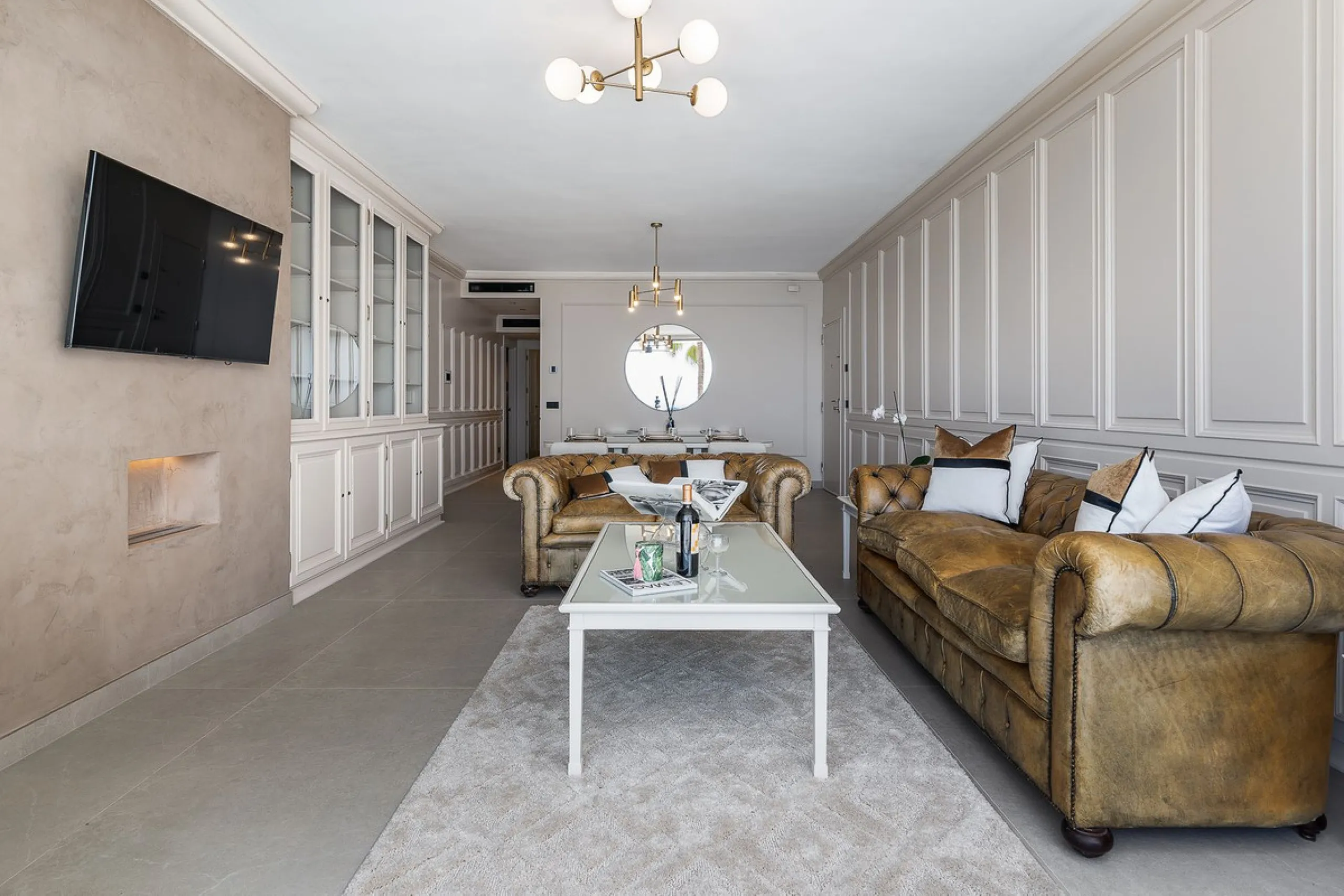 Apartment - Middle Floor Apartment в продаже в Marbella, Málaga. В доме 2 спален и 2 ванных комнат. Площадь дома 80 м²