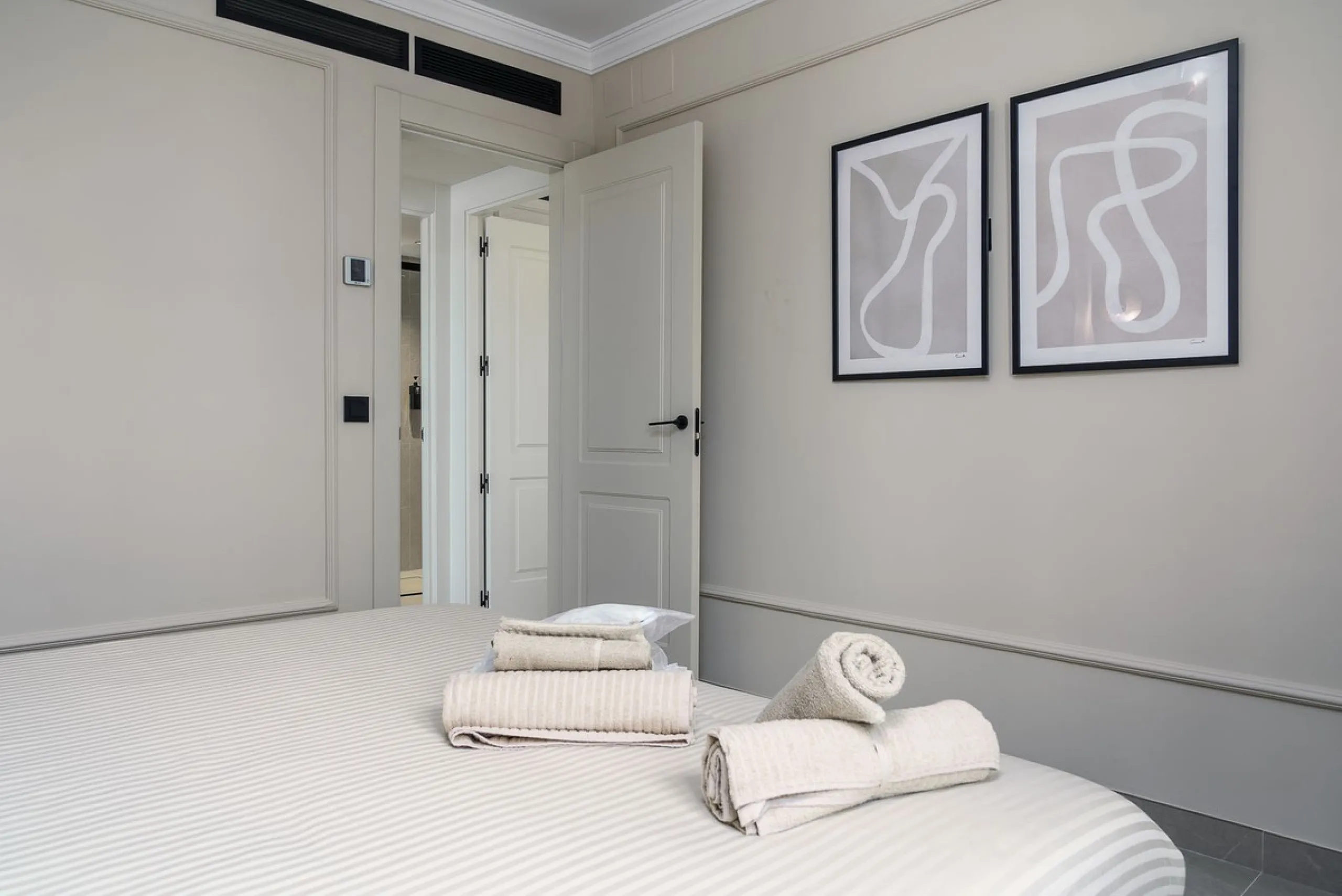 Apartment - Middle Floor Apartment в продаже в Marbella, Málaga. В доме 2 спален и 2 ванных комнат. Площадь дома 80 м²
