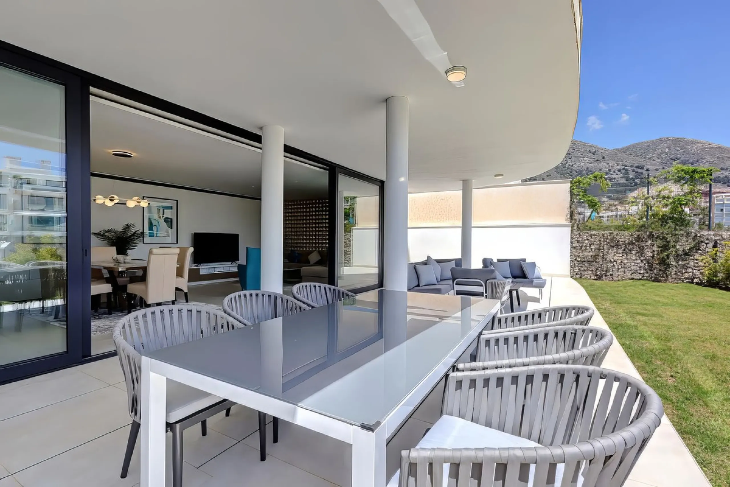 Welcome to an unparalleled opportunity for luxury living on the Costa del Sol. This stunning 3-bedroom, 3-bathroom corner garden residence, showcasing a private and garden within a prestigious gated community. As you step inside, you'll be greeted by a sp