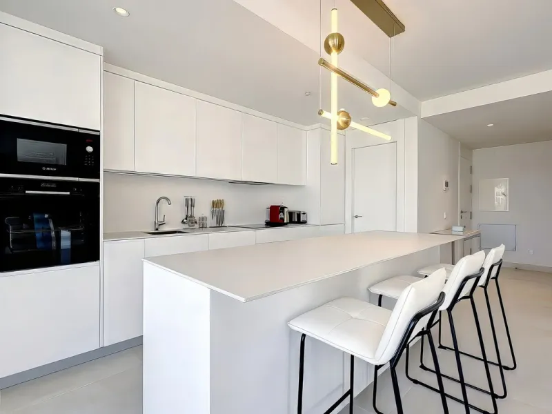 Welcome to an unparalleled opportunity for luxury living on the Costa del Sol. This stunning 3-bedroom, 3-bathroom corner garden residence, showcasing a private and garden within a prestigious gated community. As you step inside, you'll be greeted by a sp