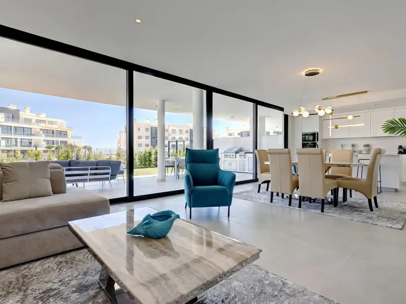 Welcome to an unparalleled opportunity for luxury living on the Costa del Sol. This stunning 3-bedroom, 3-bathroom corner garden residence, showcasing a private and garden within a prestigious gated community. As you step inside, you'll be greeted by a sp