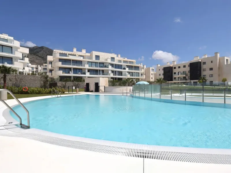 Welcome to an unparalleled opportunity for luxury living on the Costa del Sol. This stunning 3-bedroom, 3-bathroom corner garden residence, showcasing a private and garden within a prestigious gated community. As you step inside, you'll be greeted by a sp