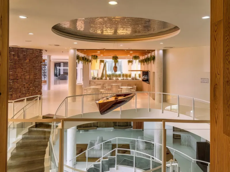 Welcome to an unparalleled opportunity for luxury living on the Costa del Sol. This stunning 3-bedroom, 3-bathroom corner garden residence, showcasing a private and garden within a prestigious gated community. As you step inside, you'll be greeted by a sp