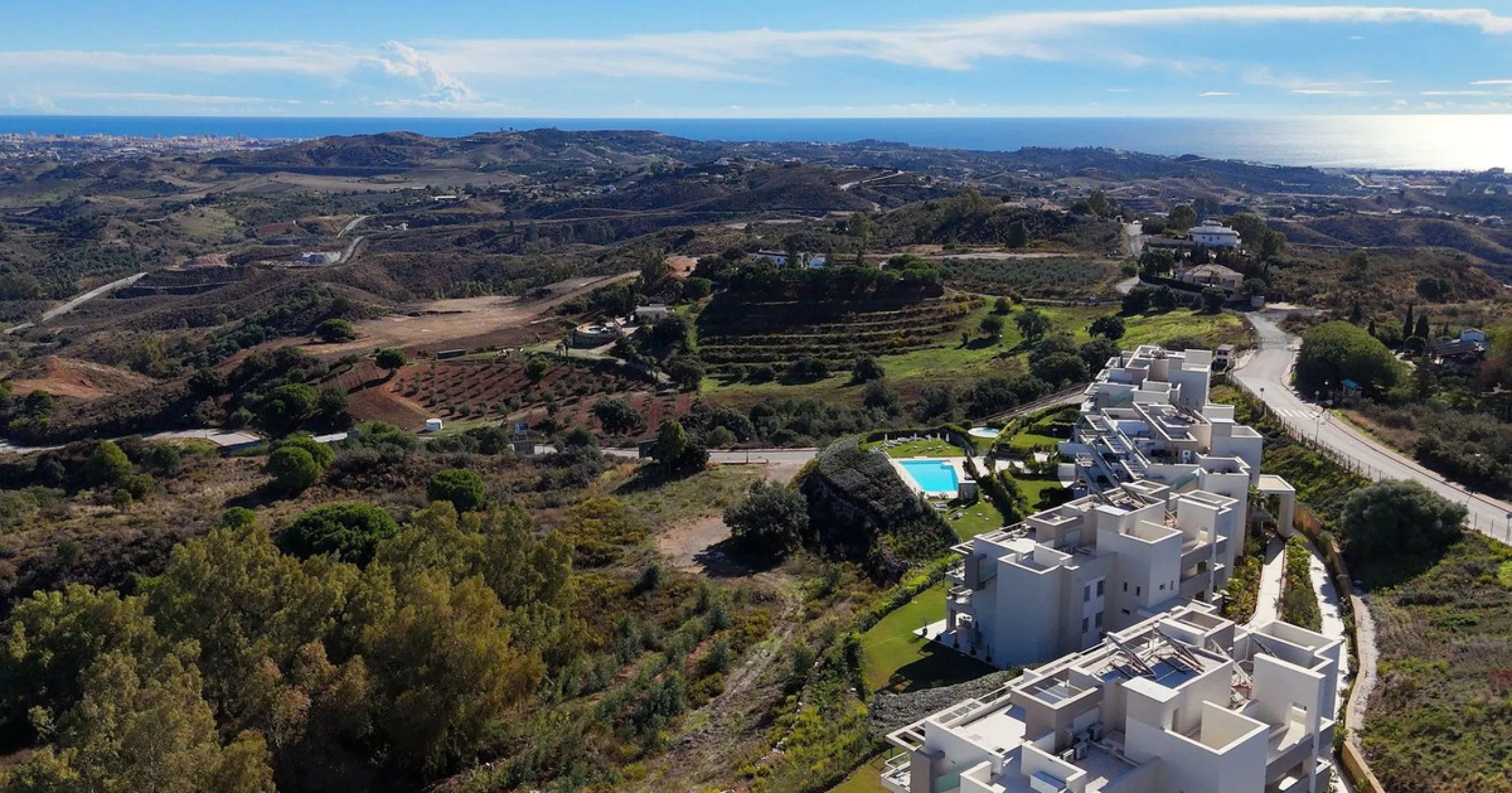 **The property holds a valid short-term holiday rental licence, making it a solid option for personal use and rental income.**
