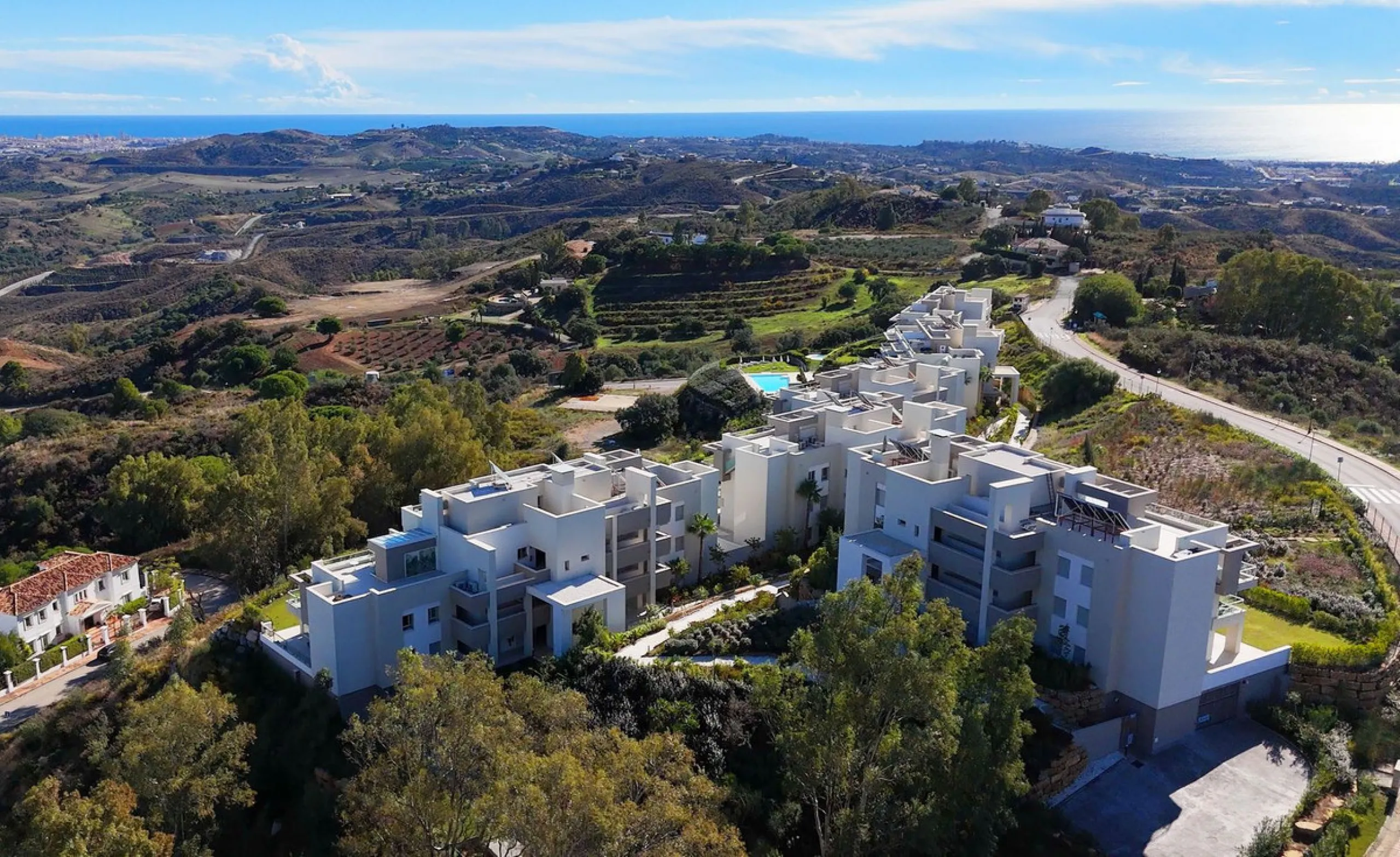 **The property holds a valid short-term holiday rental licence, making it a solid option for personal use and rental income.**