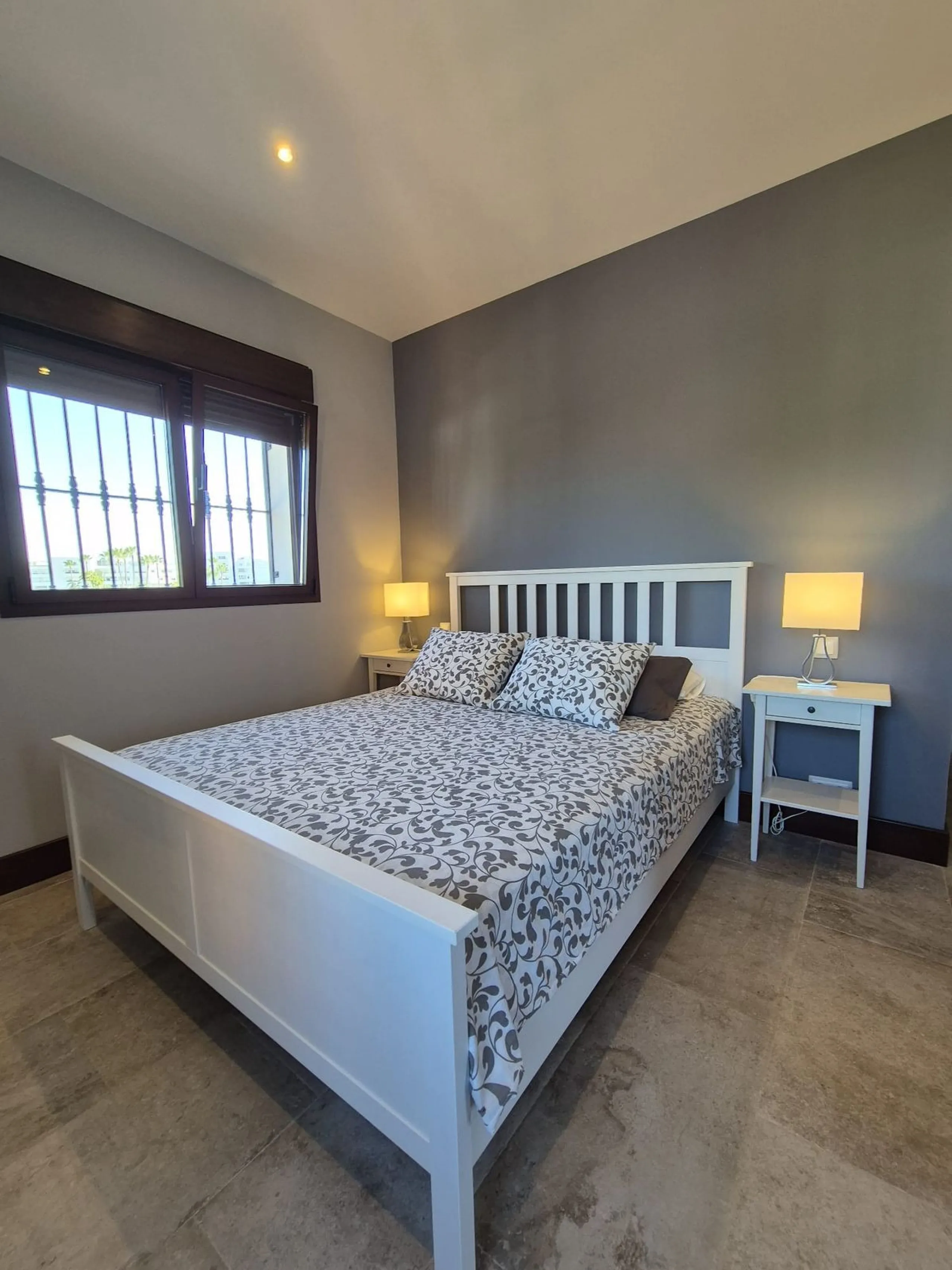 Discover this stunning Mediterranean-style home, located just a few meters from the sea. This charming residence offers an unbeatable location, with restaurants nearby and a seaside promenade within easy walking distance. The house features five spacious 