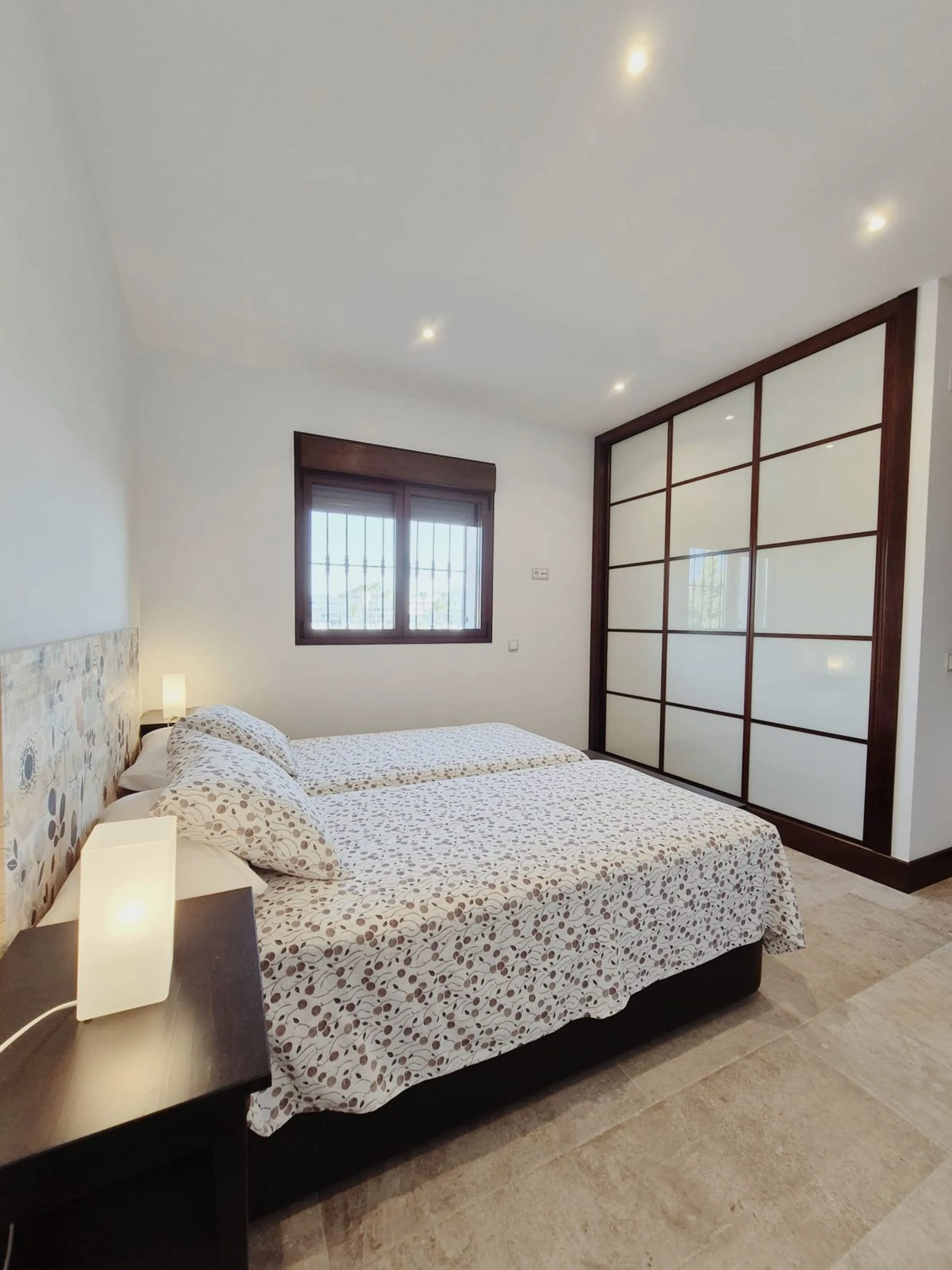 Discover this stunning Mediterranean-style home, located just a few meters from the sea. This charming residence offers an unbeatable location, with restaurants nearby and a seaside promenade within easy walking distance. The house features five spacious 
