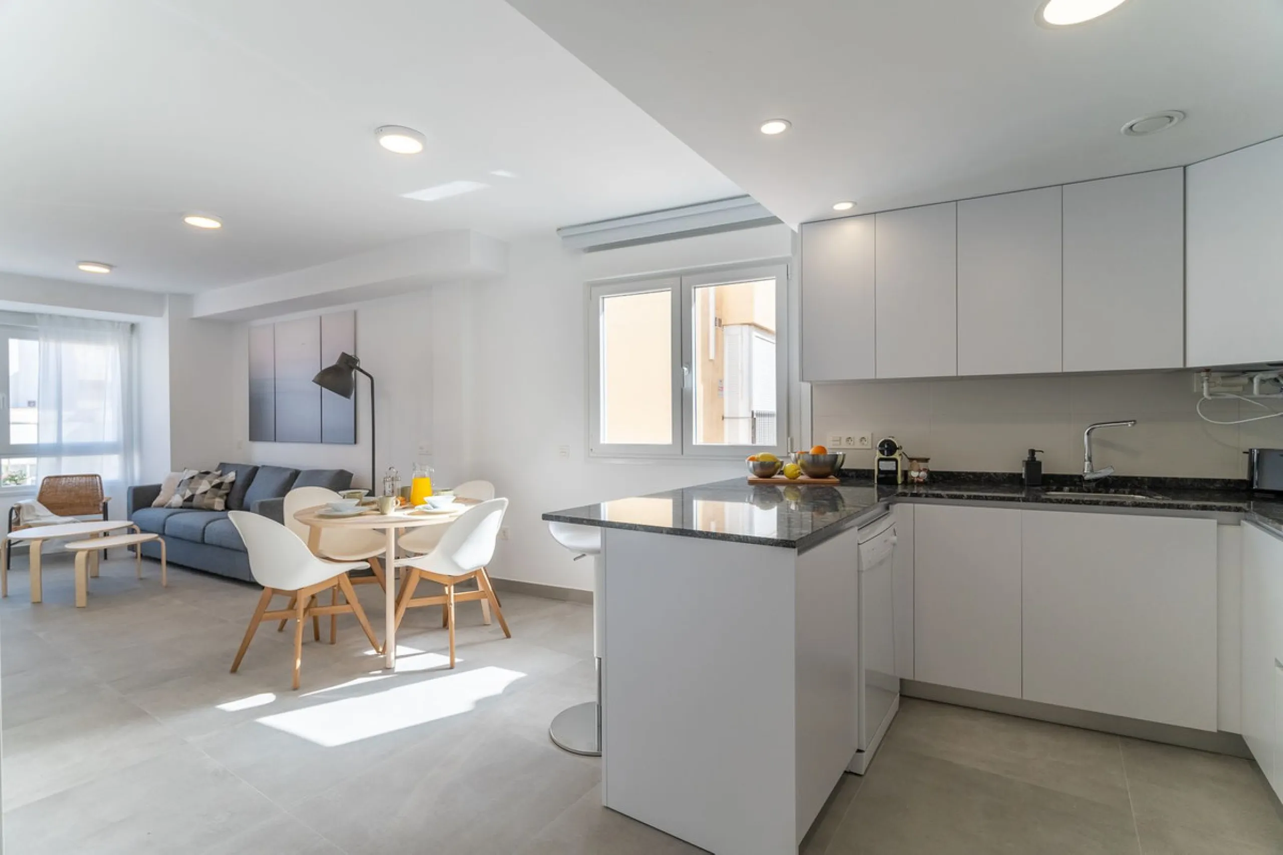 Commercial - Apartment Complex в продаже в Mijas, Málaga. В доме 17 спален и 16 ванных комнат. Площадь дома 851 м²
