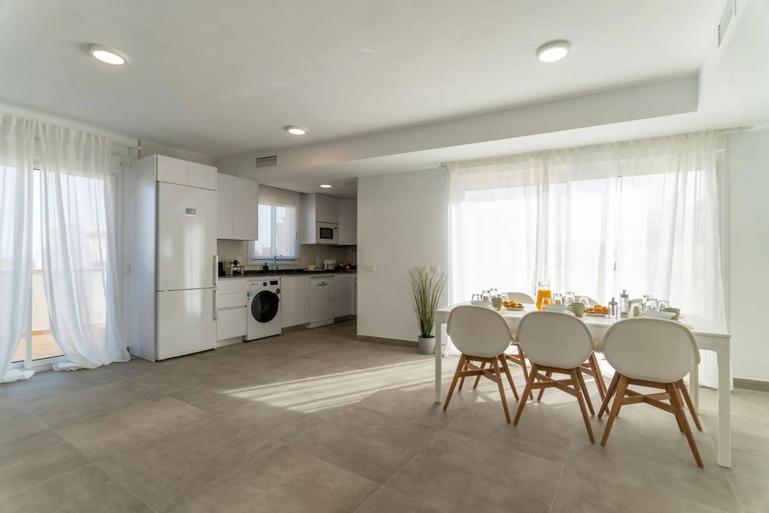 Commercial - Apartment Complex в продаже в Mijas, Málaga. В доме 17 спален и 16 ванных комнат. Площадь дома 851 м²