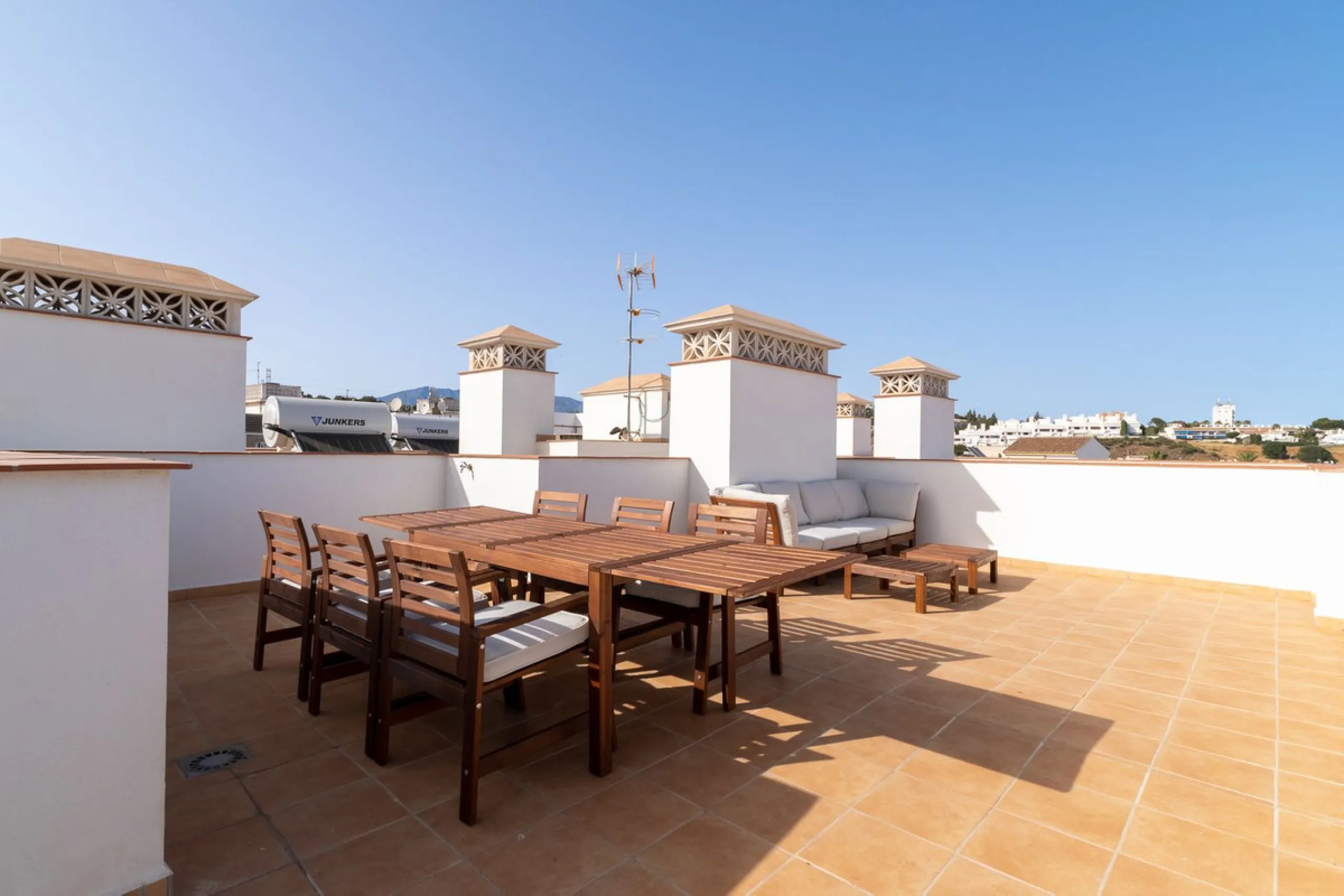 Commercial - Apartment Complex в продаже в Mijas, Málaga. В доме 17 спален и 16 ванных комнат. Площадь дома 851 м²