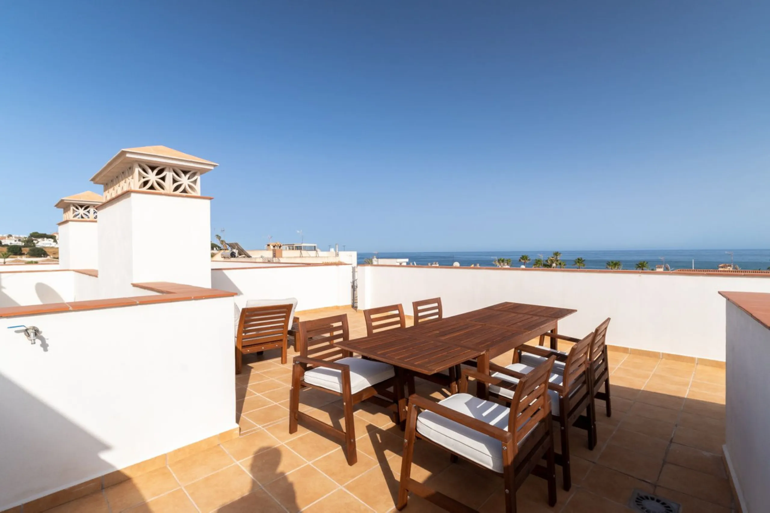 Commercial - Apartment Complex в продаже в Mijas, Málaga. В доме 17 спален и 16 ванных комнат. Площадь дома 851 м²