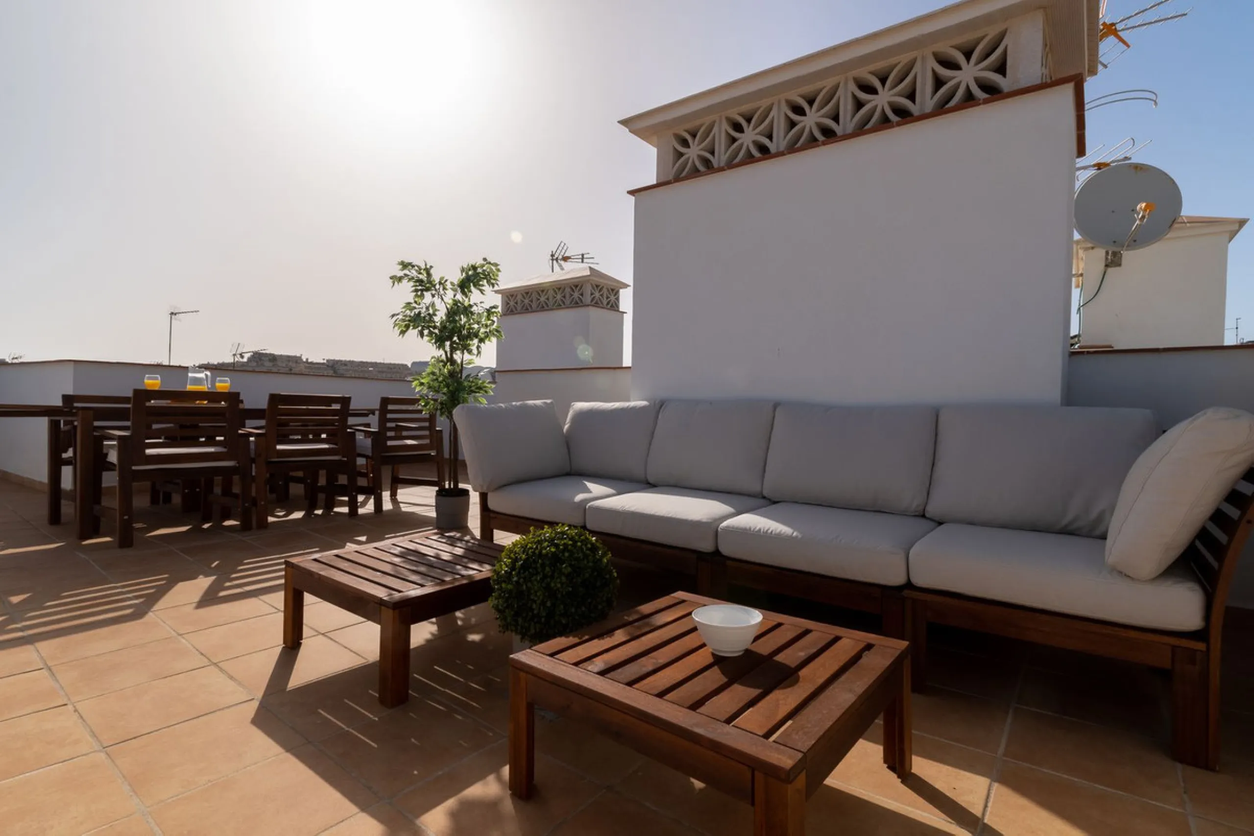 Commercial - Apartment Complex в продаже в Mijas, Málaga. В доме 17 спален и 16 ванных комнат. Площадь дома 851 м²