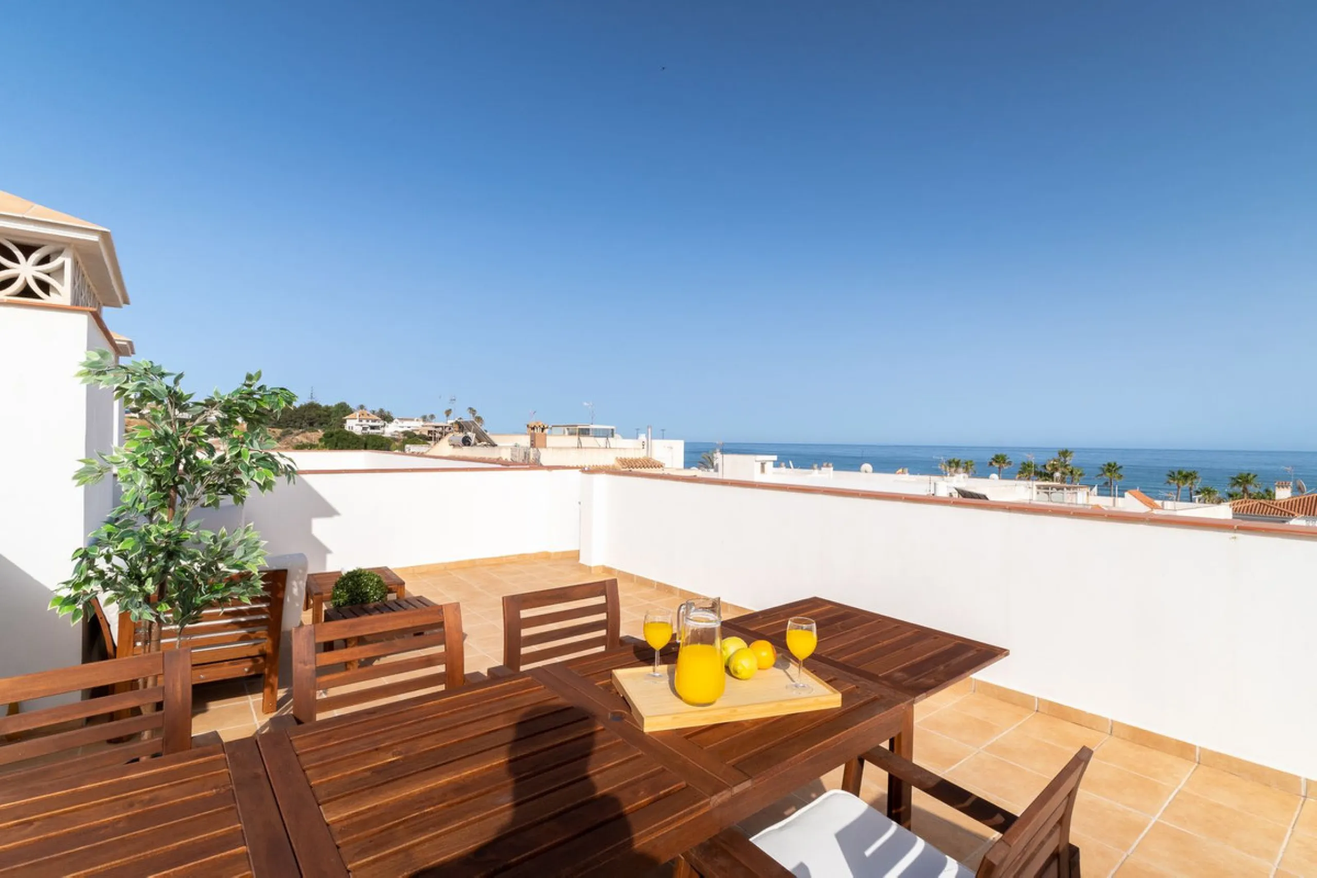 Commercial - Apartment Complex в продаже в Mijas, Málaga. В доме 17 спален и 16 ванных комнат. Площадь дома 851 м²