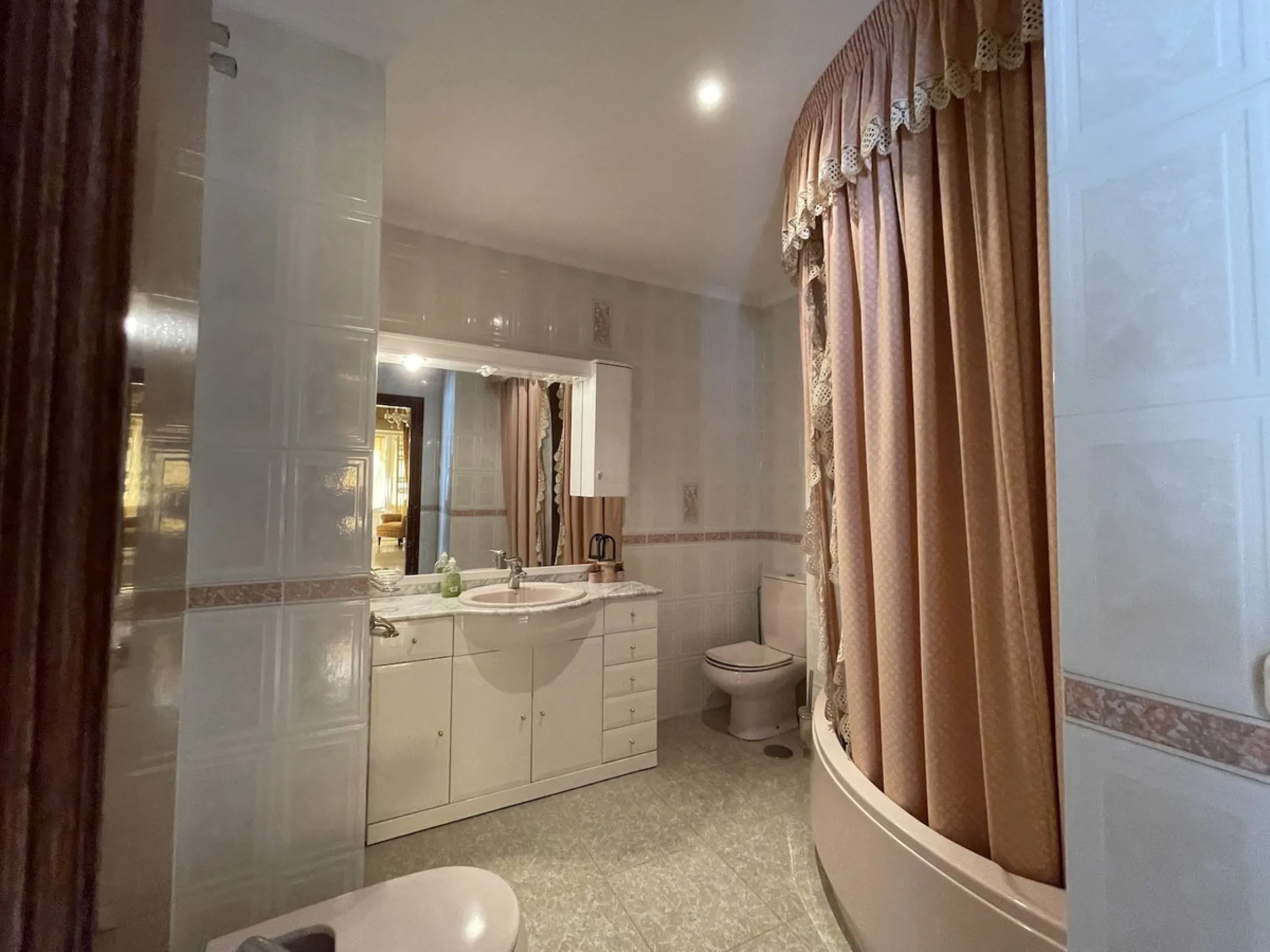 Grand Spanish House for Sale in the Heart of Nerja