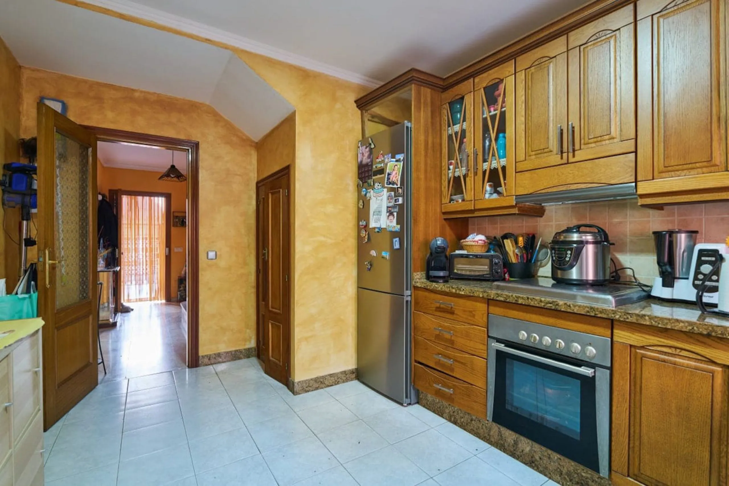 Fantastic semi-detached house in the heart of La Cala de Mijas, just a few steps from the beach!!