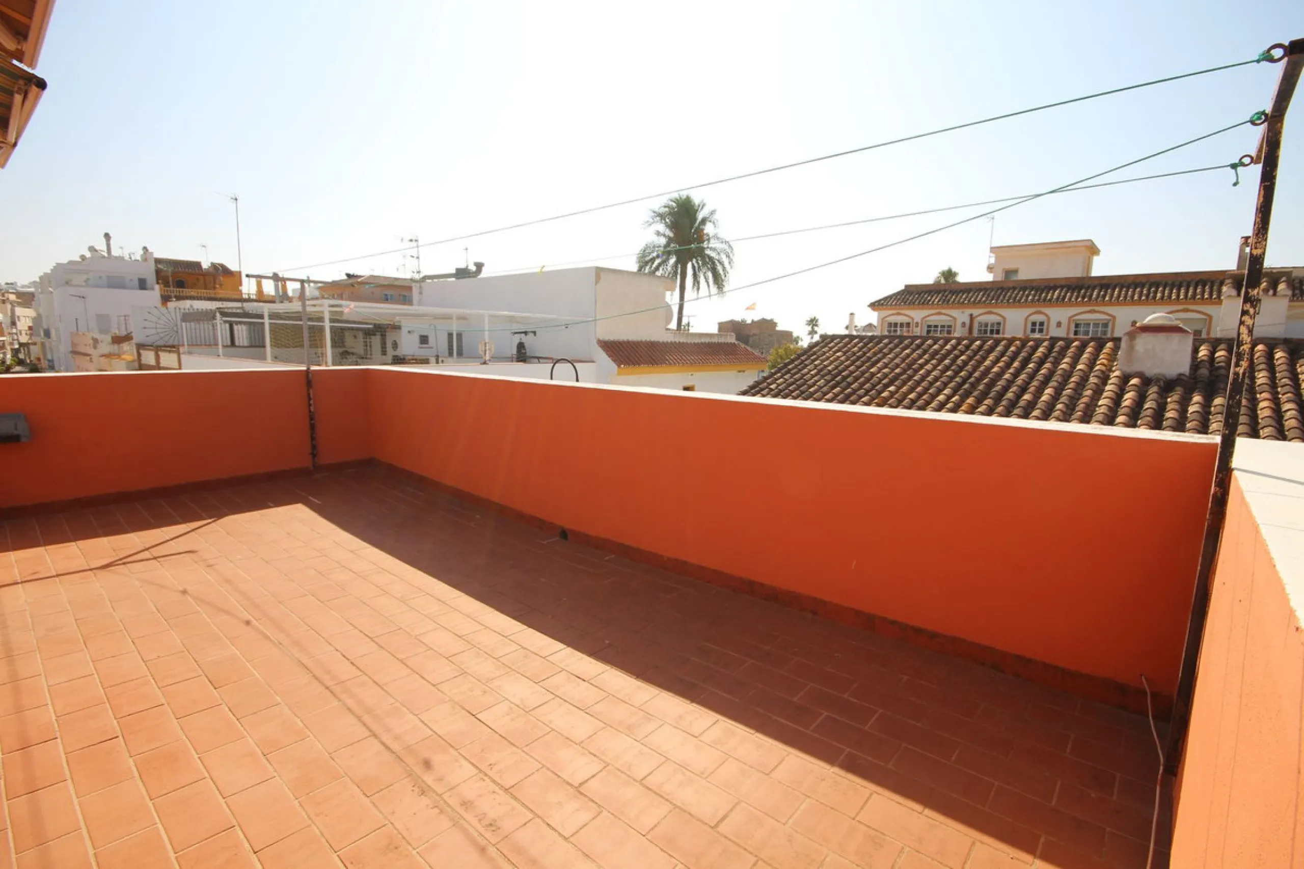 Fantastic semi-detached house in the heart of La Cala de Mijas, just a few steps from the beach!!