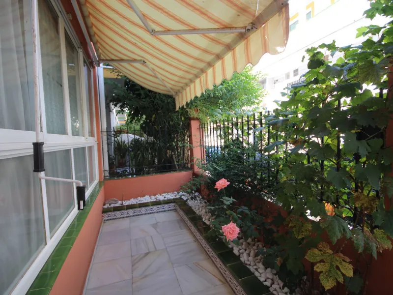 Fantastic semi-detached house in the heart of La Cala de Mijas, just a few steps from the beach!!