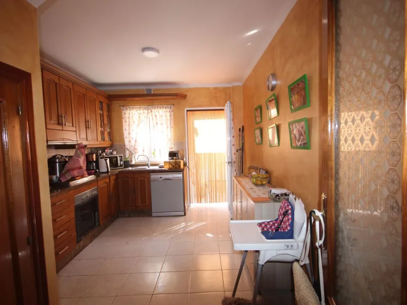 Fantastic semi-detached house in the heart of La Cala de Mijas, just a few steps from the beach!!