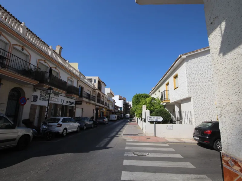 Fantastic semi-detached house in the heart of La Cala de Mijas, just a few steps from the beach!!